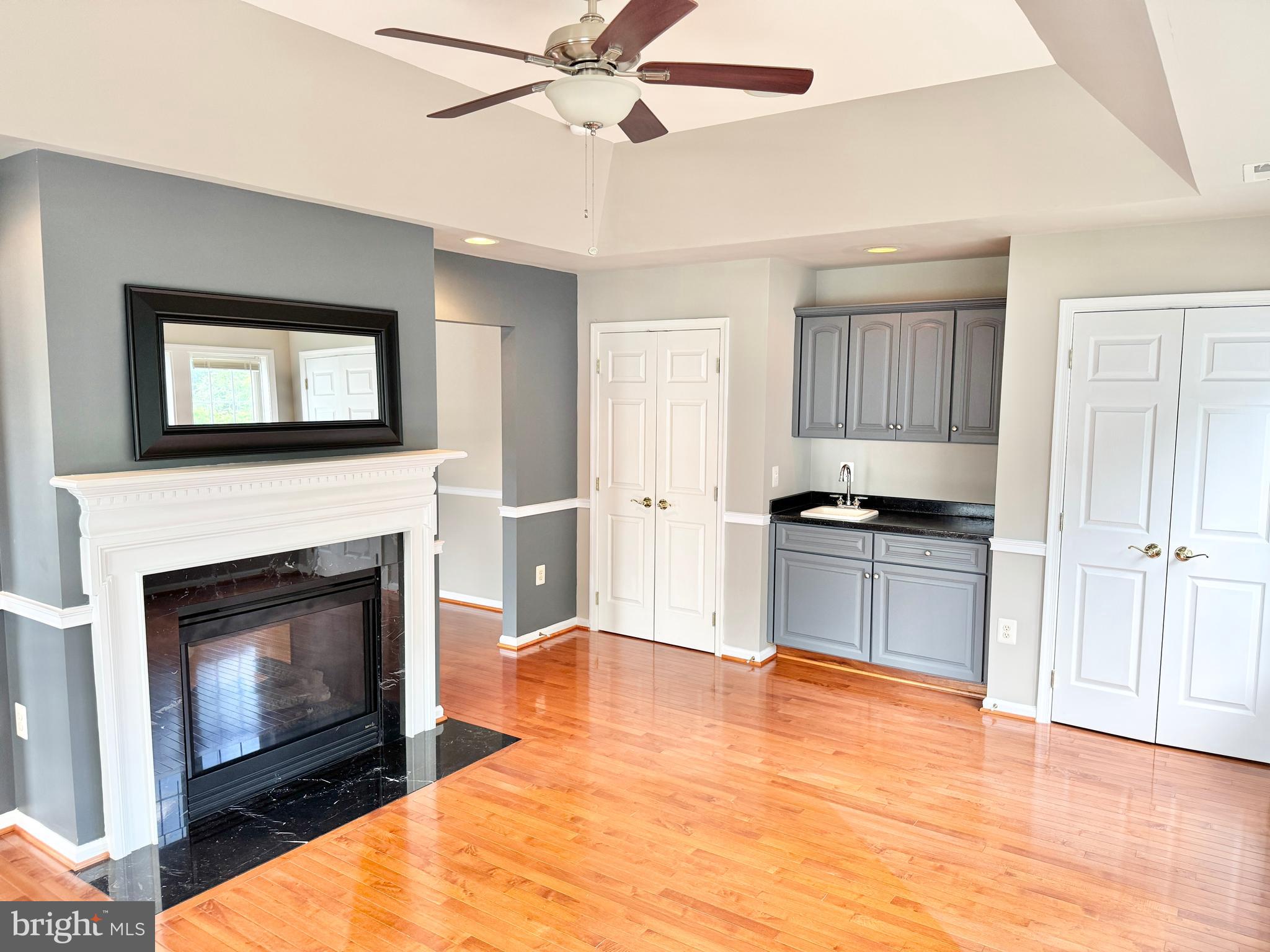 STONEWALL MANOR - Residential Lease