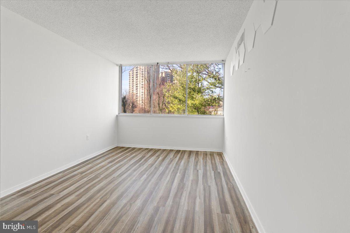 PRESIDENTIAL PARK - Residential