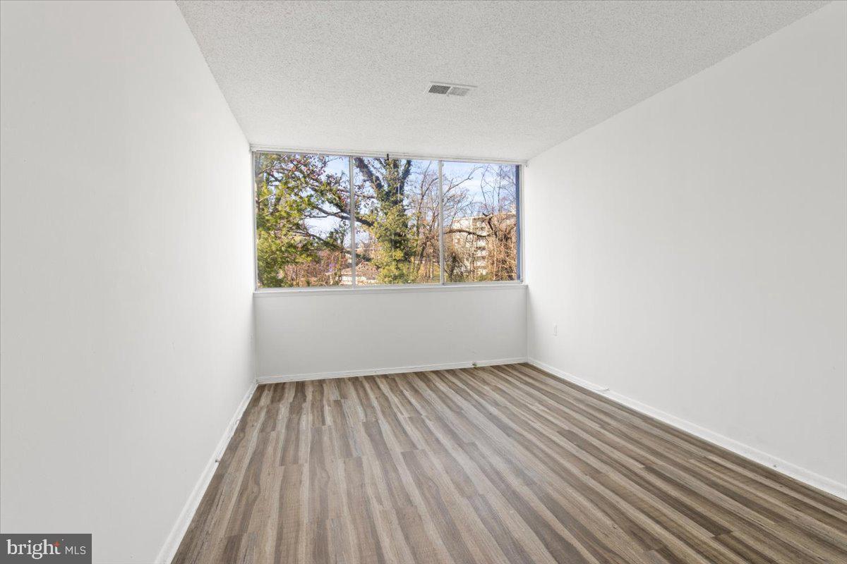 PRESIDENTIAL PARK - Residential