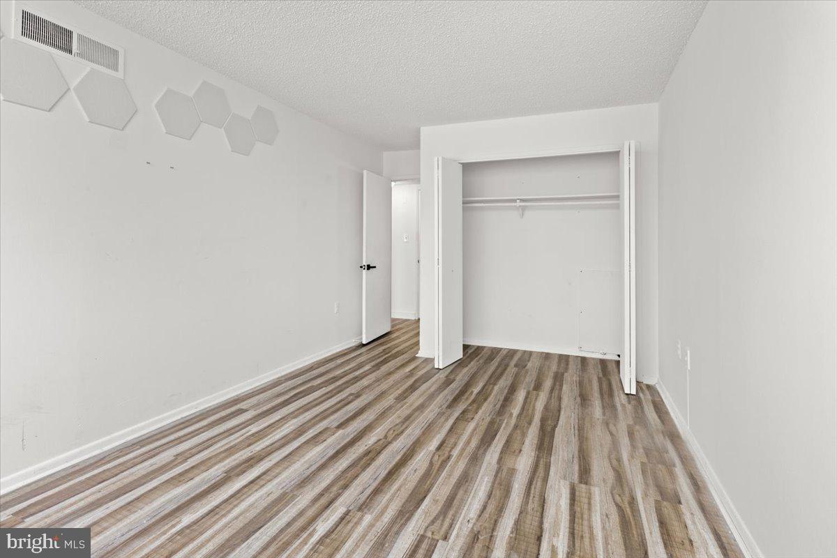 PRESIDENTIAL PARK - Residential