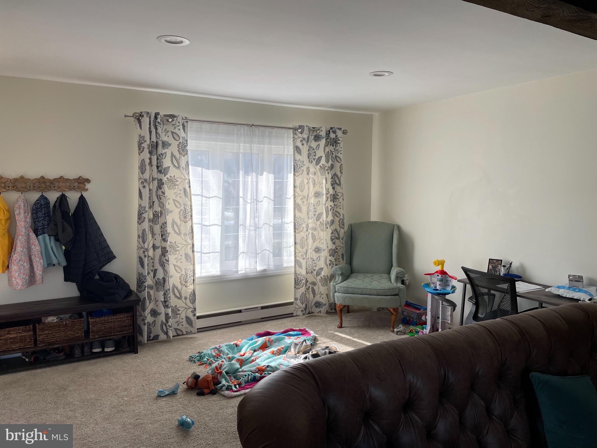 LINCOLN HEIGHTS - Residential