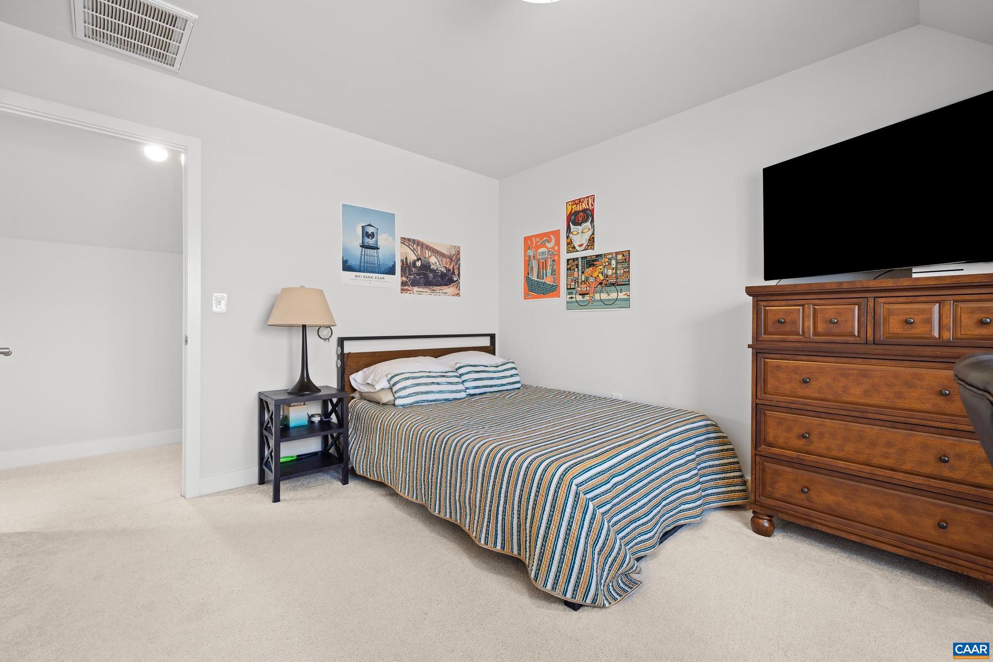 OLD TRAIL - Residential