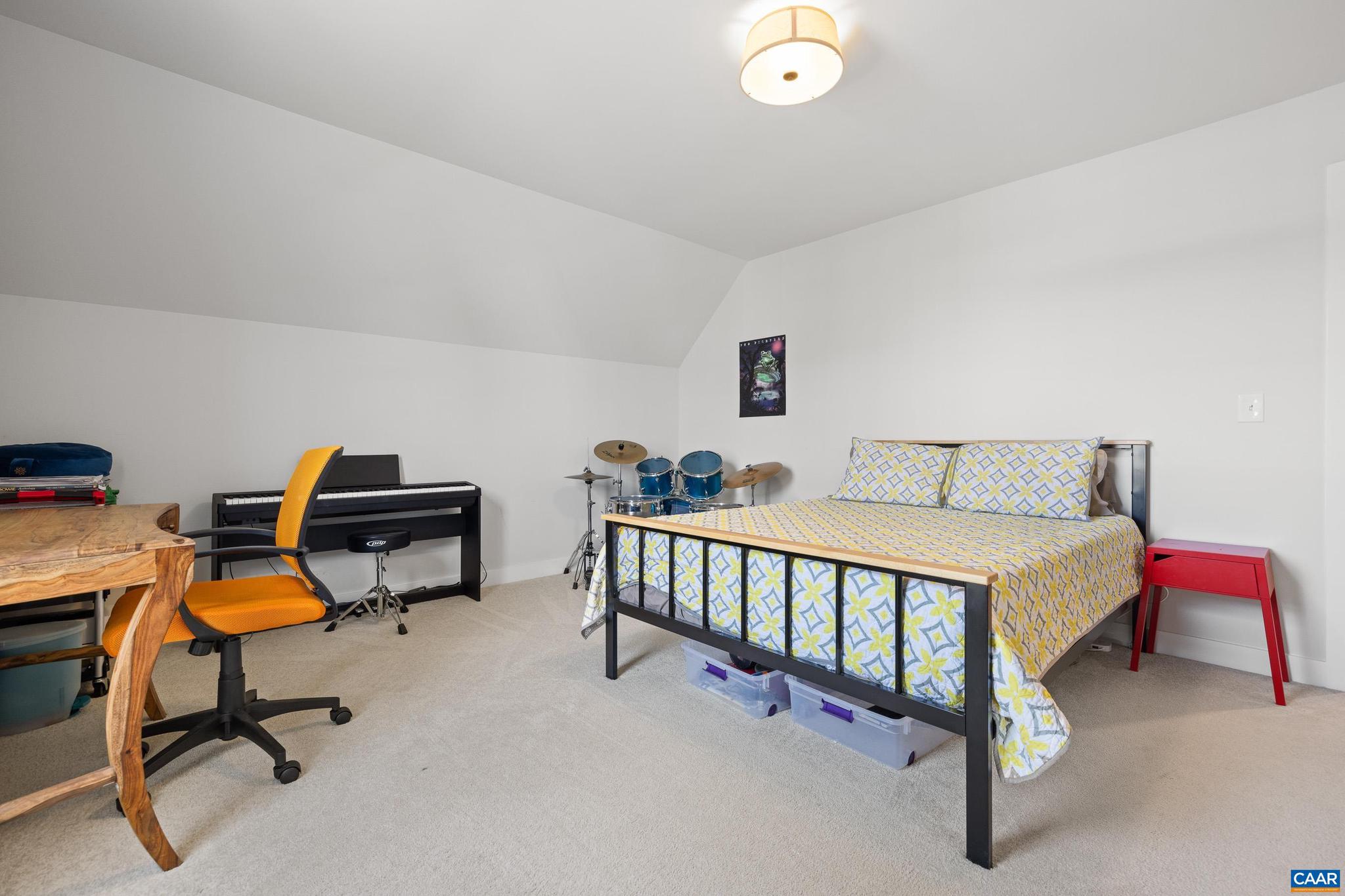 OLD TRAIL - Residential