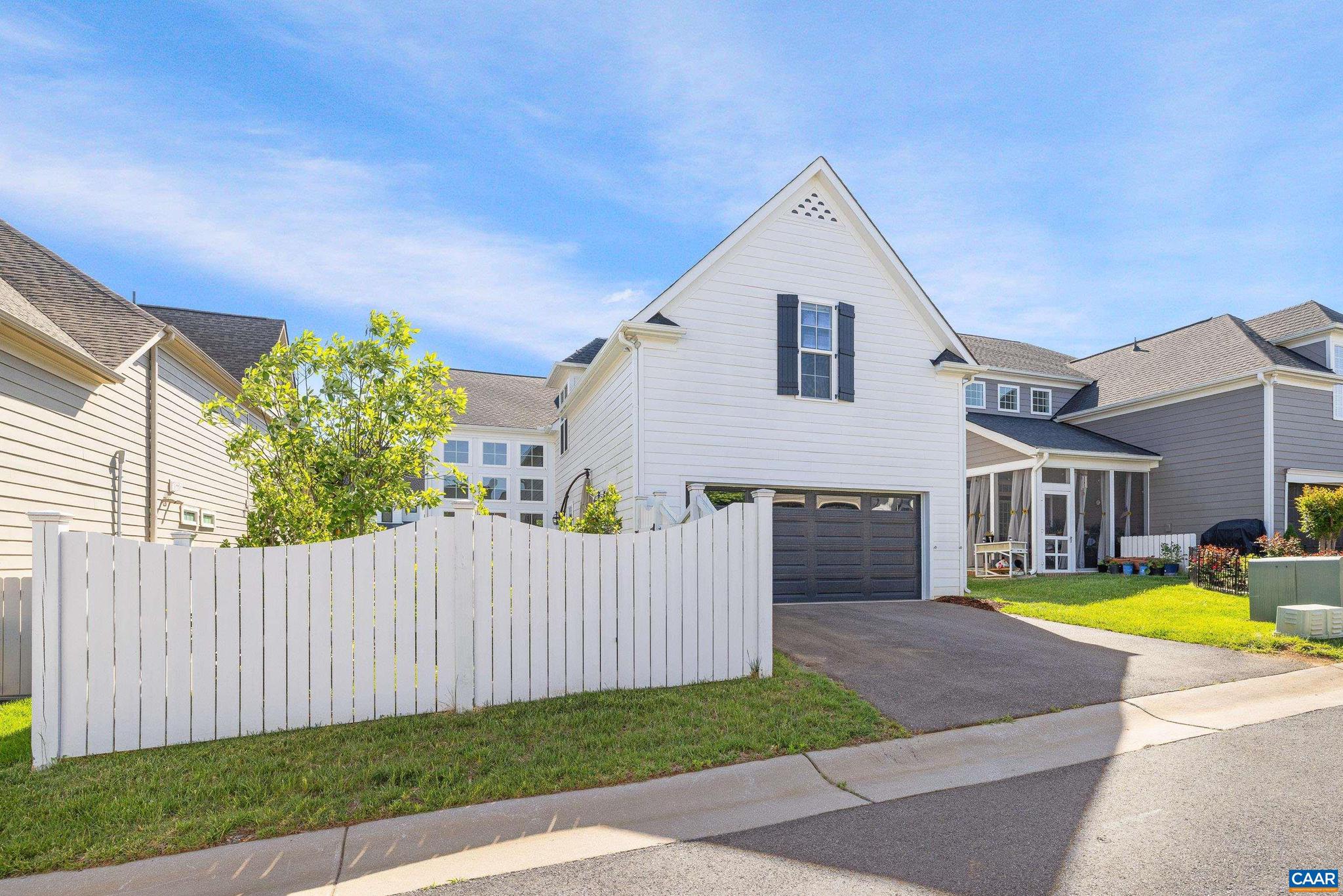 OLD TRAIL - Residential