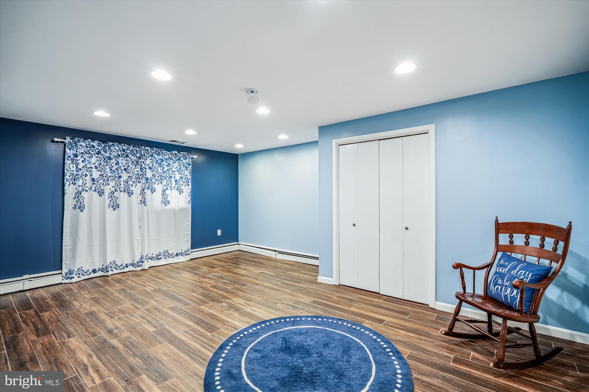 GRANBY WOODS - Residential