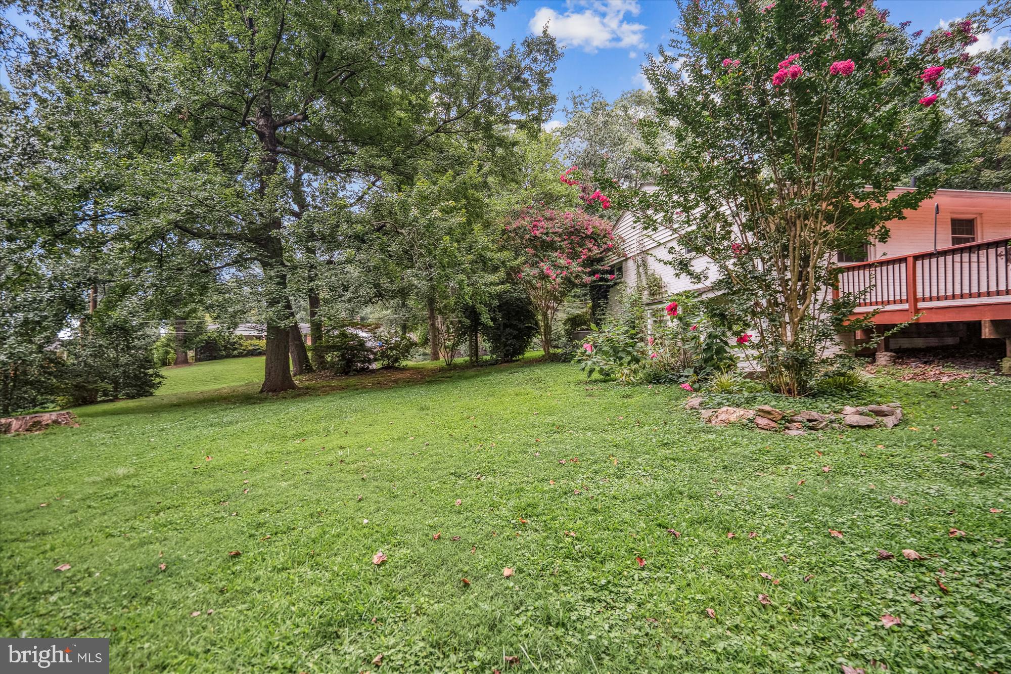 GRANBY WOODS - Residential