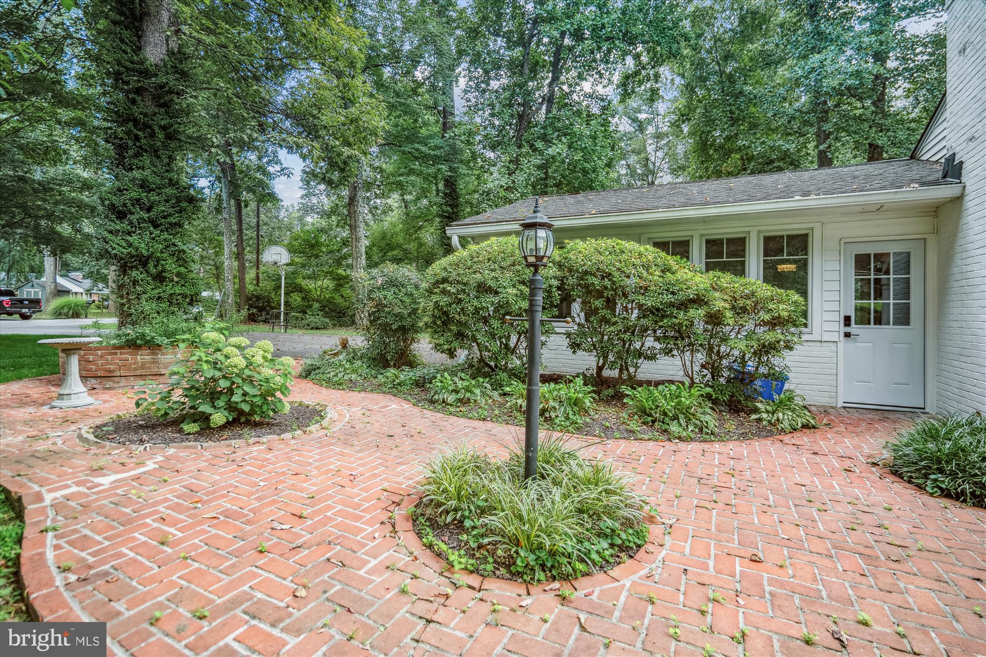 GRANBY WOODS - Residential