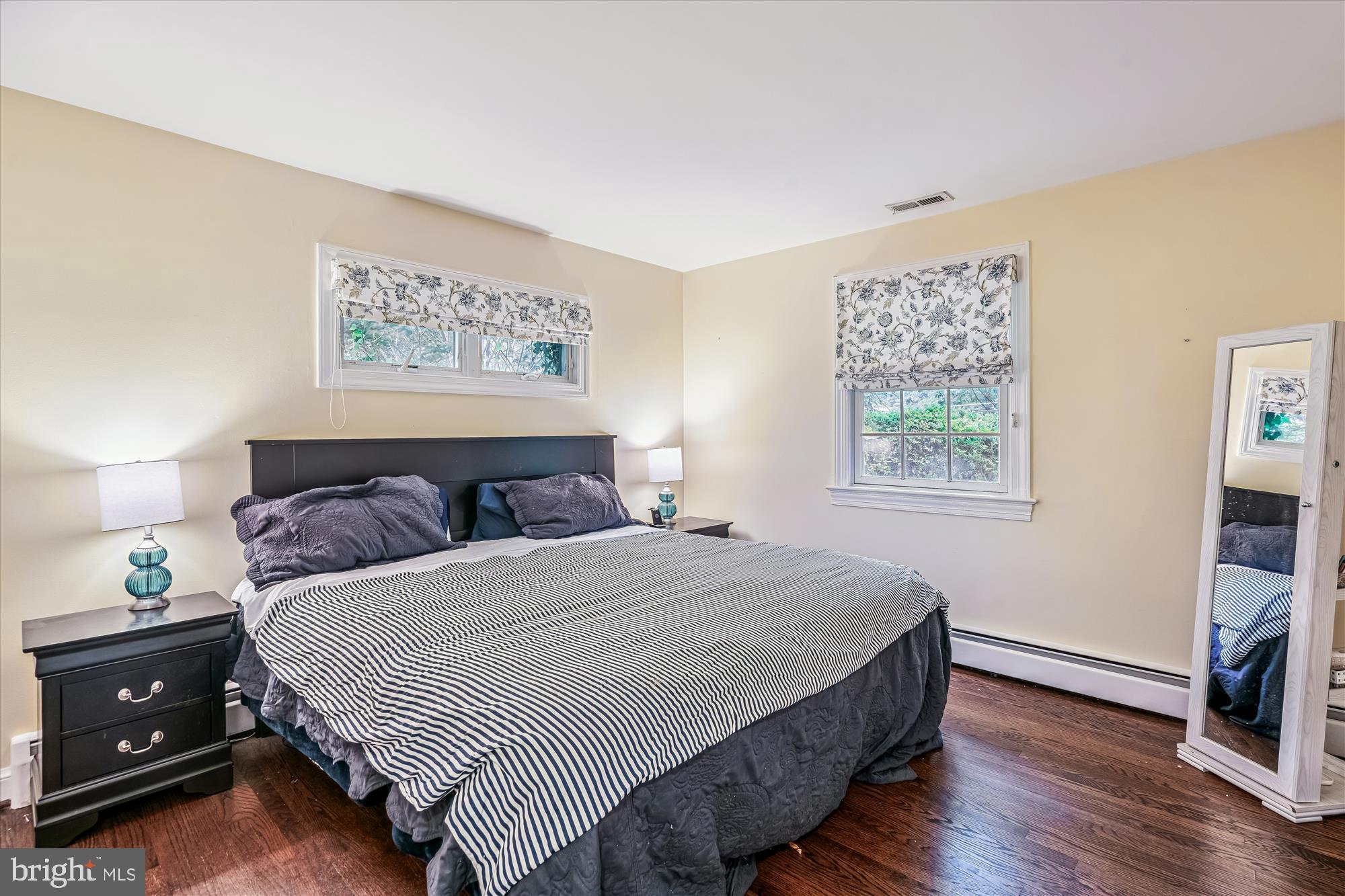 GRANBY WOODS - Residential