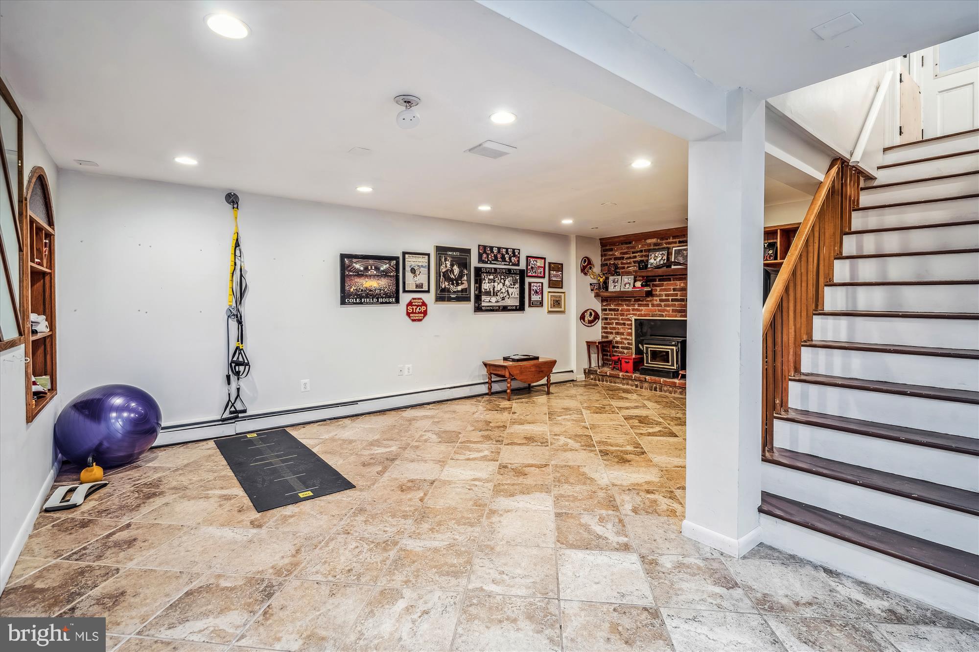 GRANBY WOODS - Residential