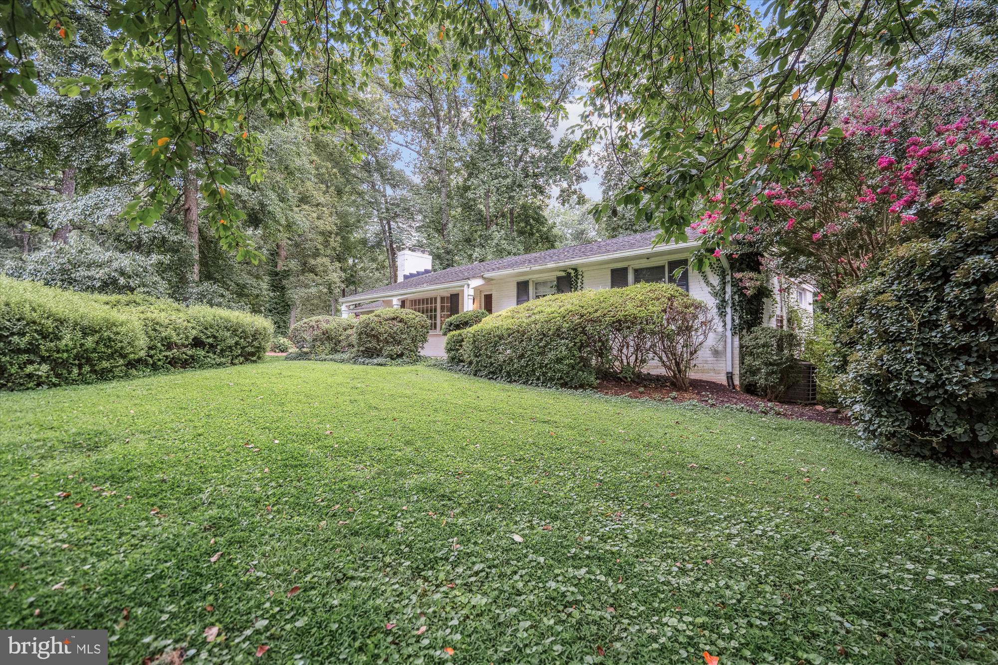 GRANBY WOODS - Residential