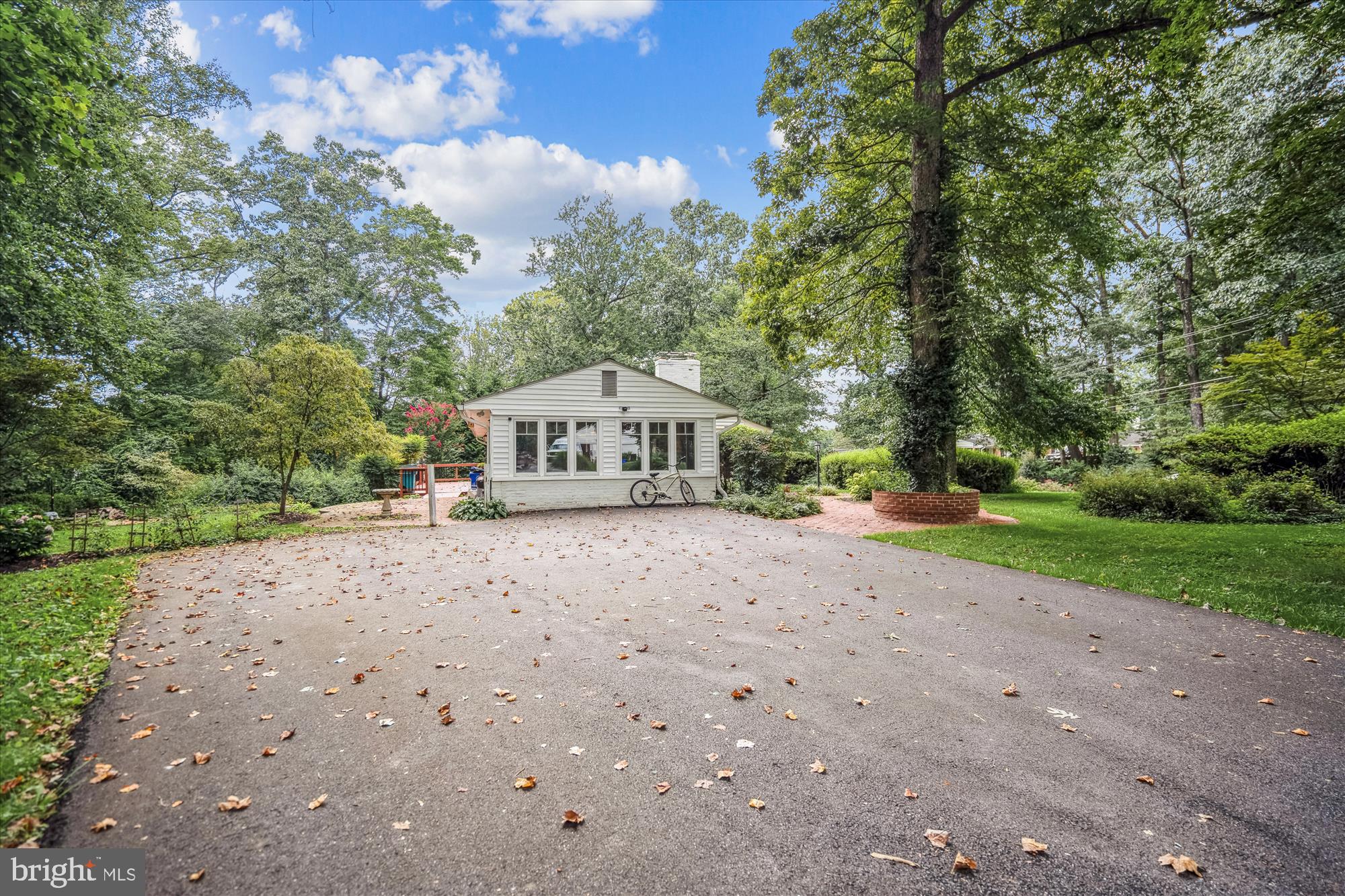 GRANBY WOODS - Residential