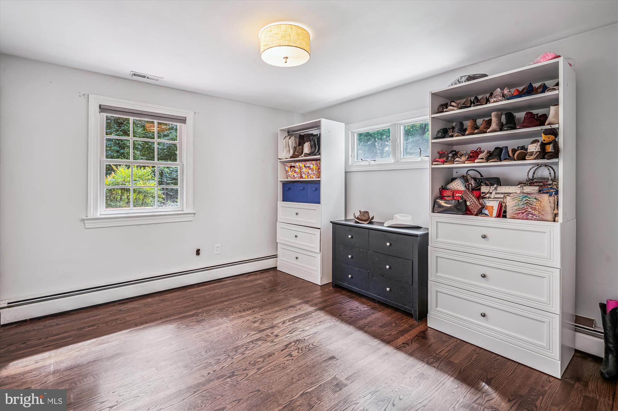 GRANBY WOODS - Residential