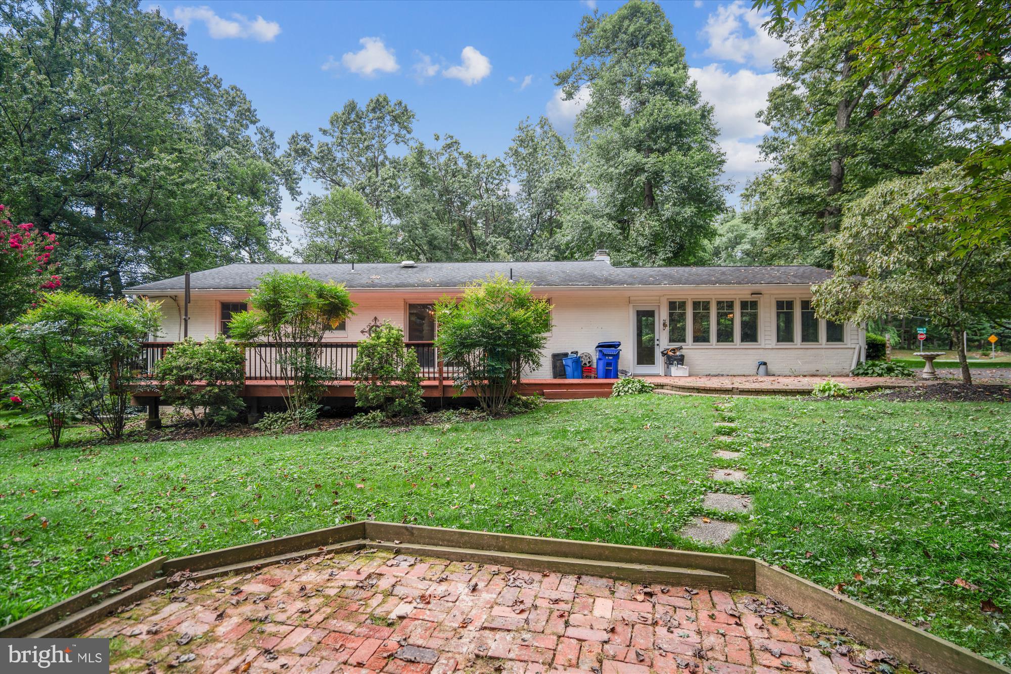 GRANBY WOODS - Residential