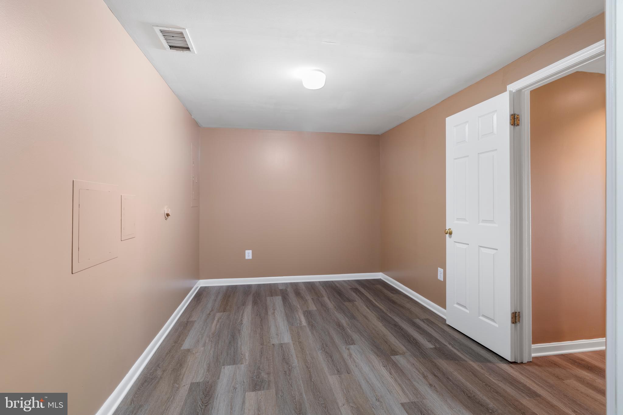 BARKSDALE - Residential Lease