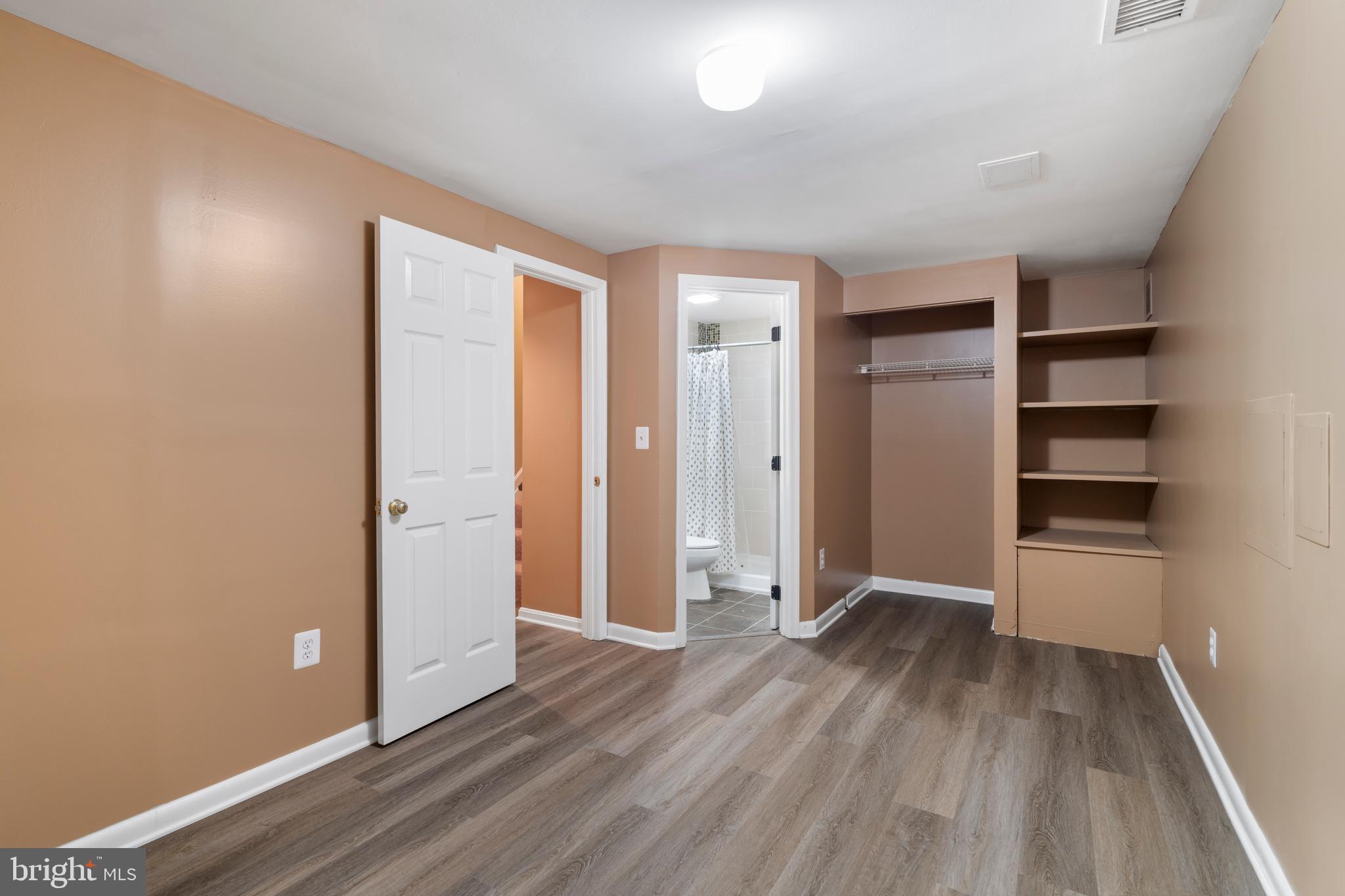 BARKSDALE - Residential Lease