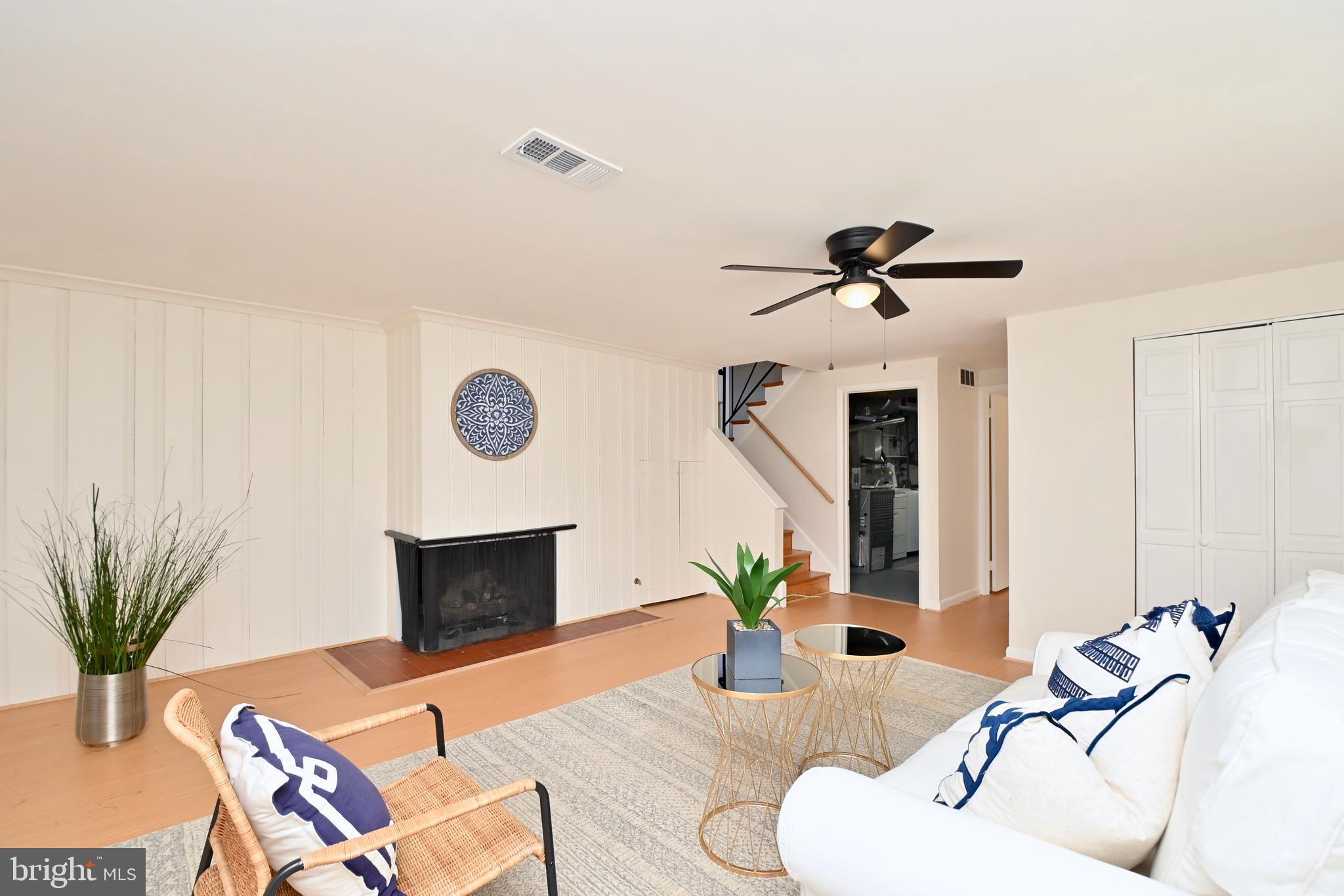 POTOMAC VALLEY - Residential