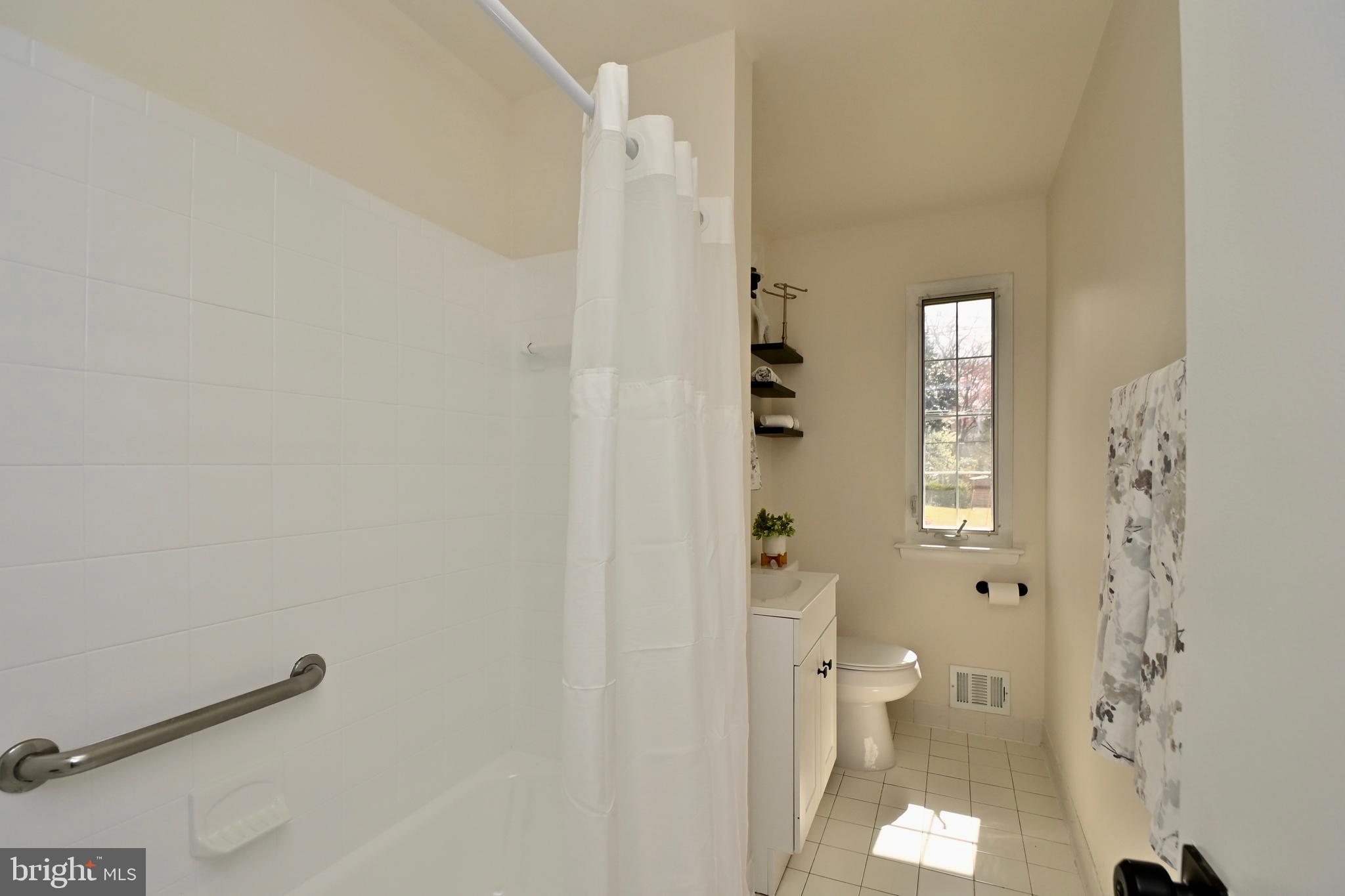 POTOMAC VALLEY - Residential