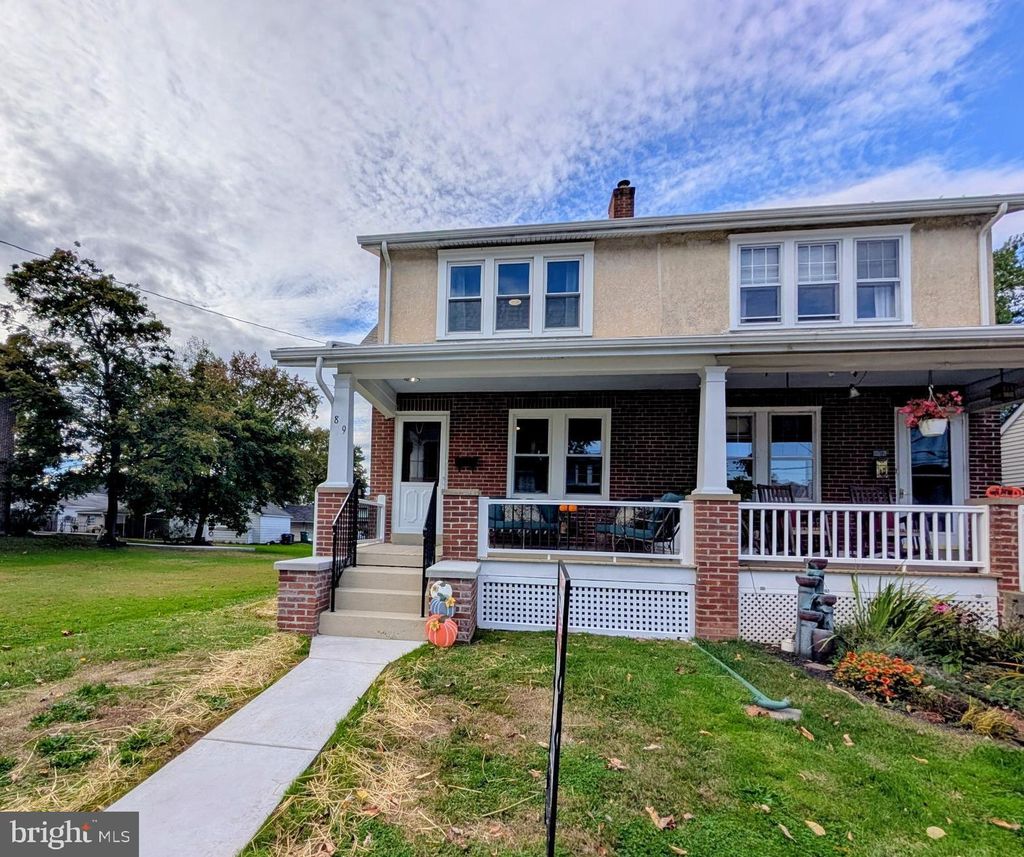 Photo of 89 W Hamlin Avenue, TELFORD, PA 18969 (MLS # PAMC2158782)