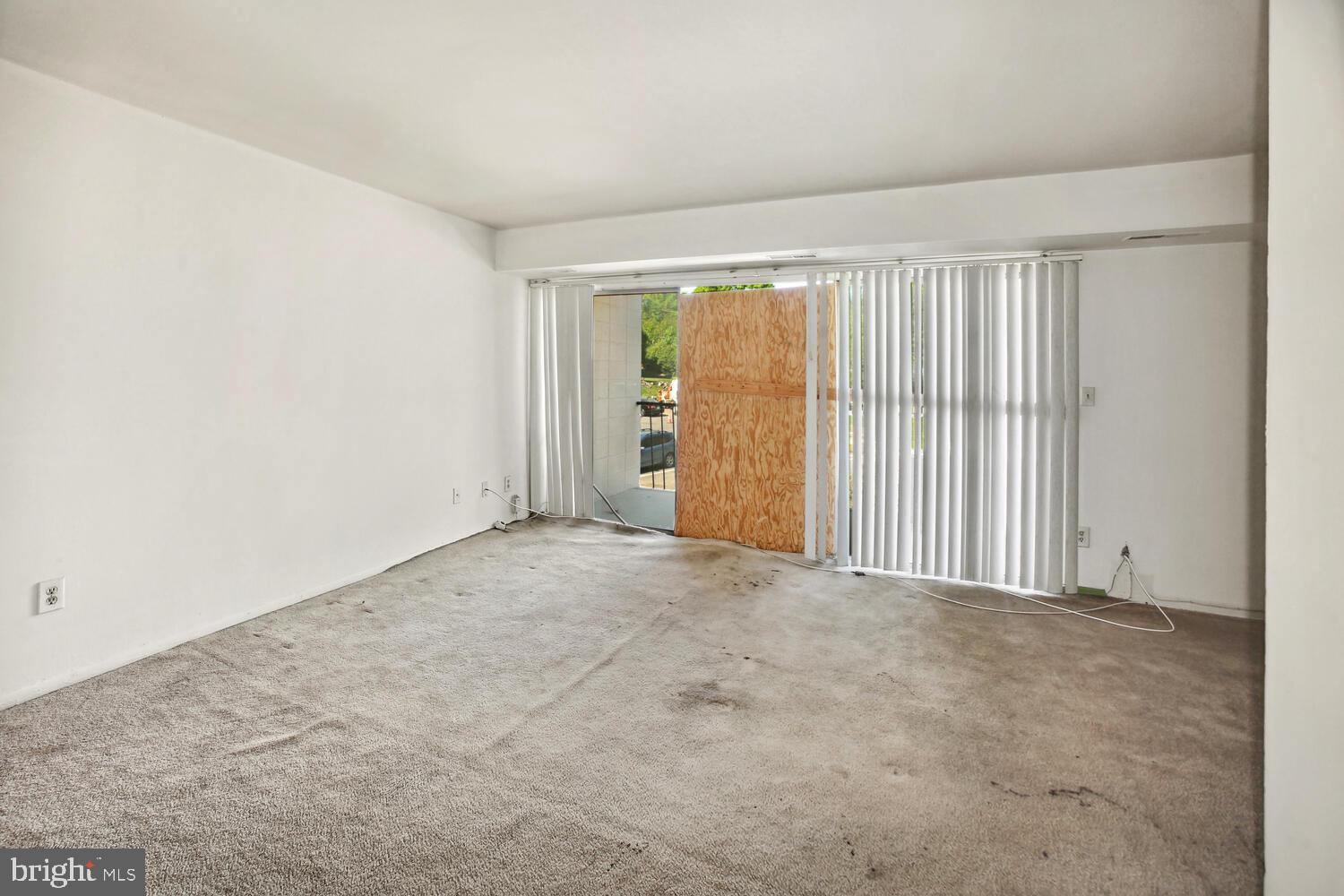 FRENCHMANS CREEK - Residential