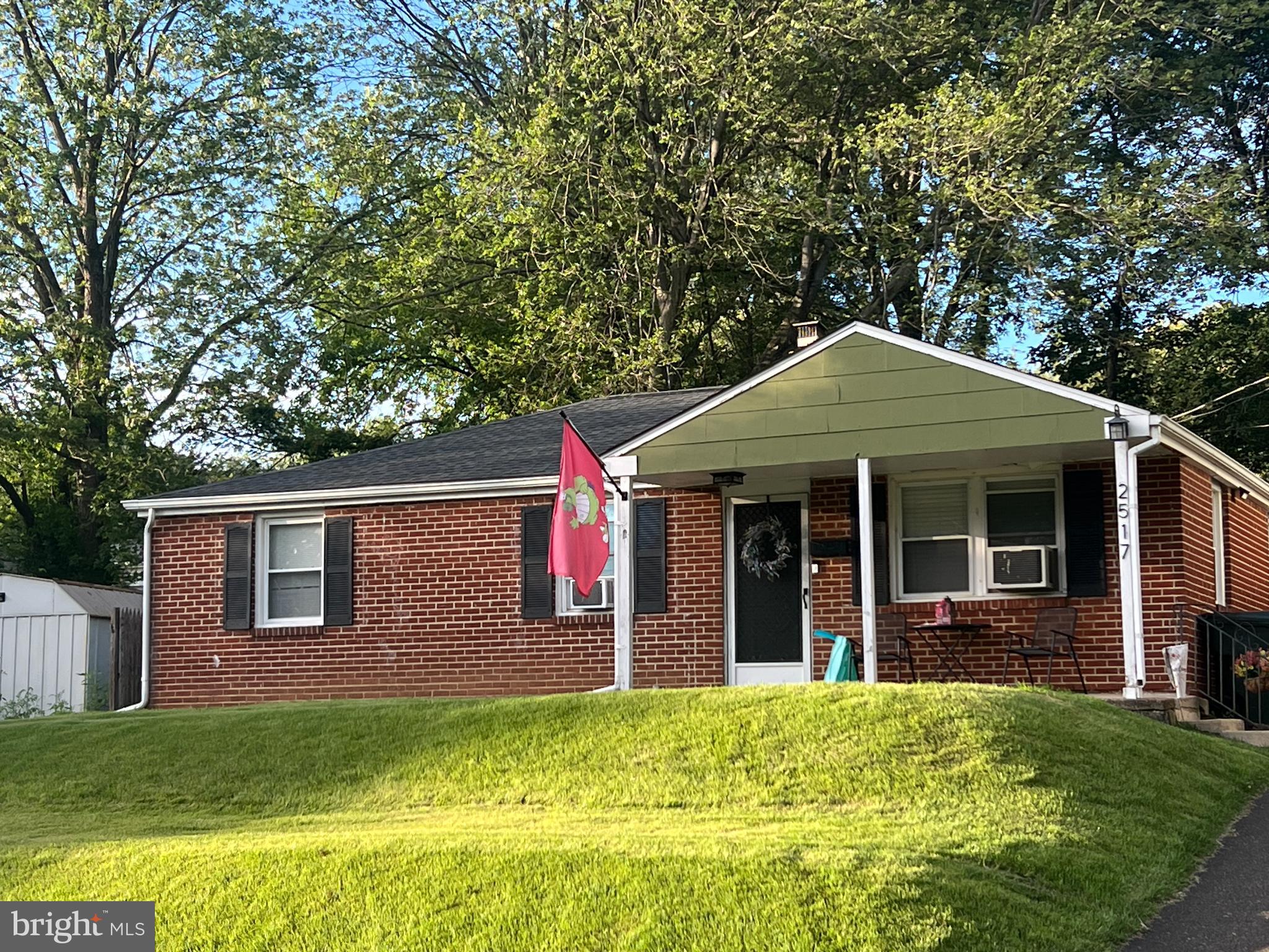 Thursday 5pm-7pm! OPEN HOUSE! Come see this charming brick ranch located in the desirable Roslyn subdivision of Abington, PA. This property offers an exceptional opportunity for one-level living. The home features 3 bedrooms, 1 bathroom, and a comfortable living room and kitchen/dining area ensuring an easy lifestyle. You will love this gem the minute you walk in! It is lovely!
Situated within the esteemed Abington School District, the home is perfect for prioritizing education and community. The property also provides a serene suburban atmosphere while maintaining proximity to city needs. The detached garage offers storage, and/or a parking option in addition to the paved 2-car driveway.
The home boasts a front porch and a rear patio, perfect for outdoor relaxation and entertaining. The property location is truly advantageous, being close to various stores, shopping centers, Willow Grove Mall, restaurants, and major highways! Additionally, Jefferson Hospital is nearby, providing peace of mind for healthcare and possible employment!
Whether you're a 1st-time homebuyer or looking to downsize, 2517 Patane Ave presents an excellent opportunity to own a piece of Abington's charm.