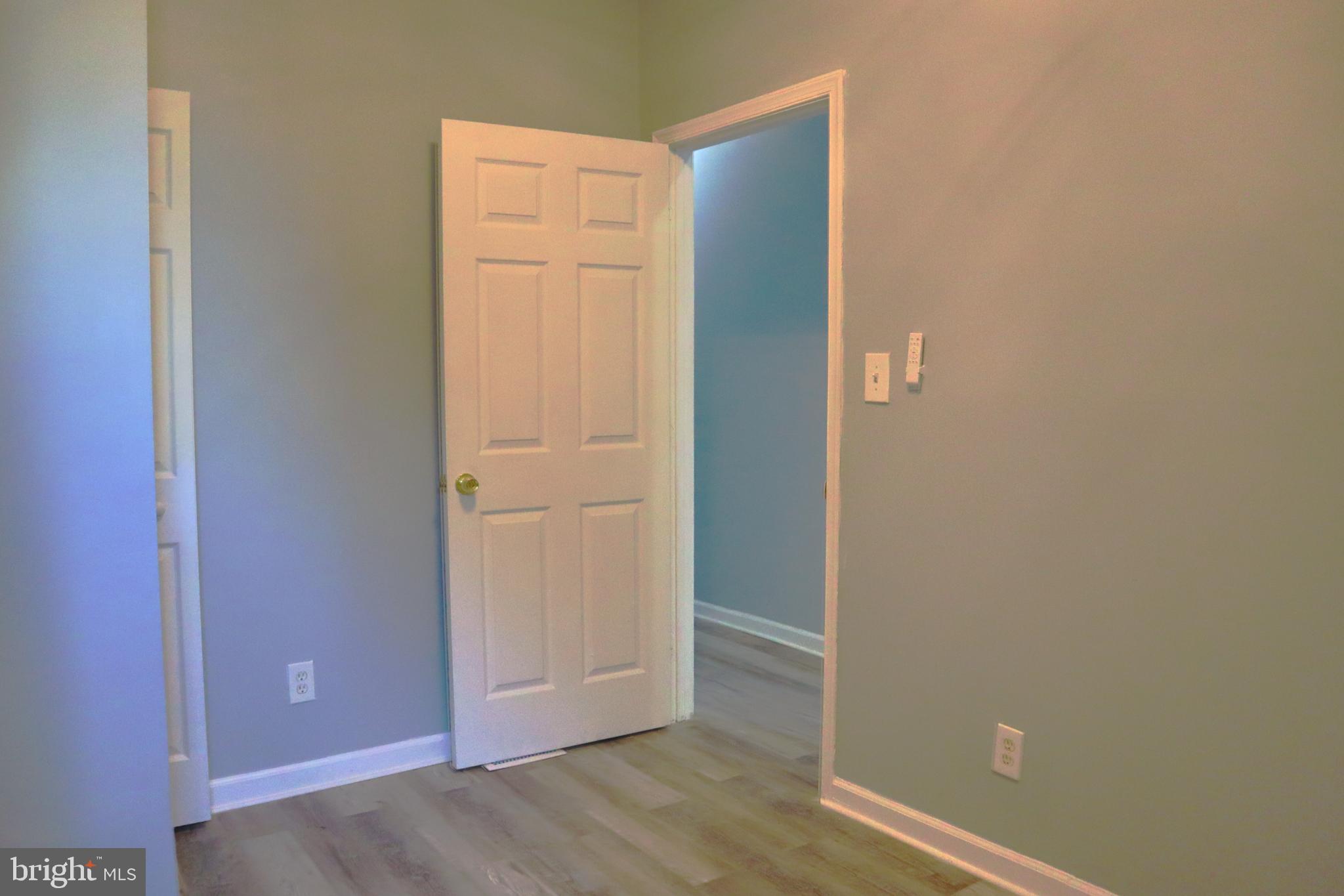 BOOTH-BOYD - Residential Lease