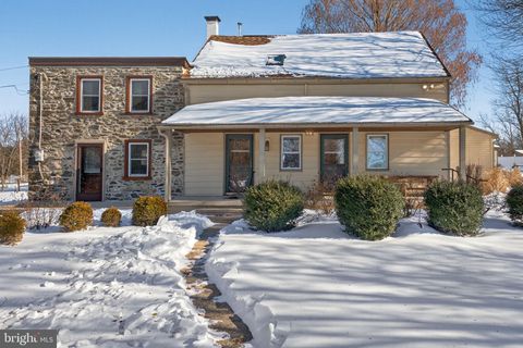 289 RIVER CORNER ROAD CONESTOGA PA 17516