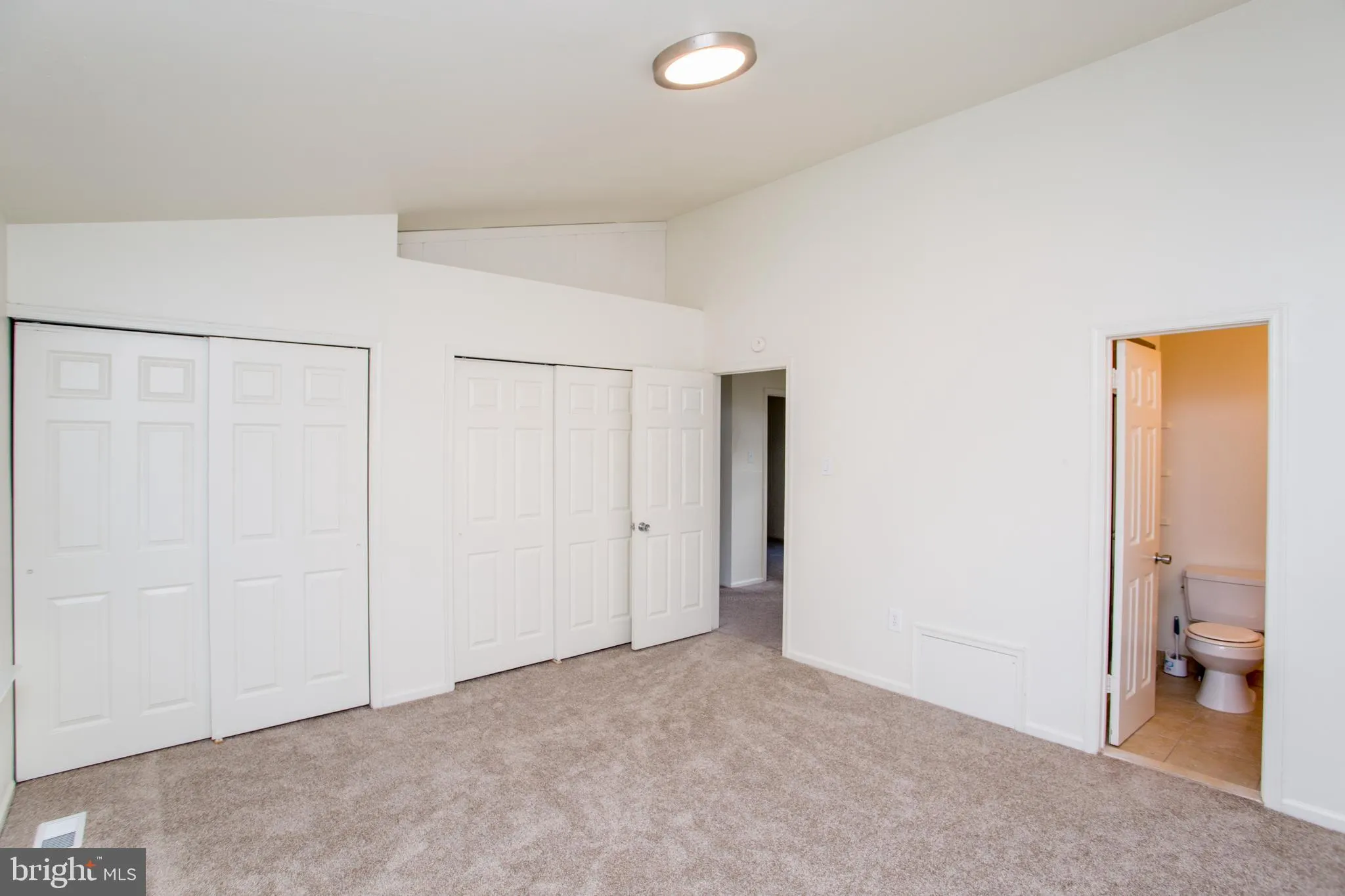 Southampton, Pennsylvania 18966, United States, 3 Bedrooms Bedrooms, ,3 BathroomsBathrooms,Residential,Active,248225