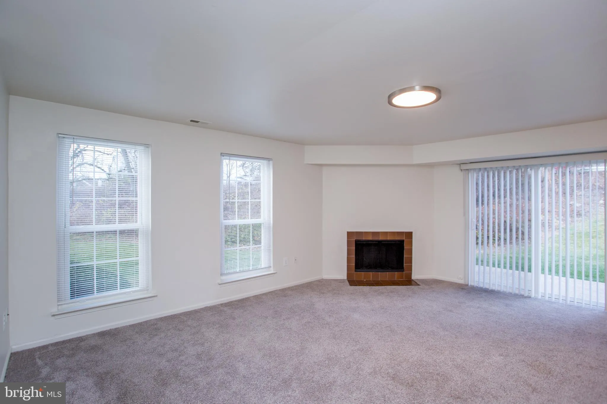 Southampton, Pennsylvania 18966, United States, 3 Bedrooms Bedrooms, ,3 BathroomsBathrooms,Residential,Active,248225