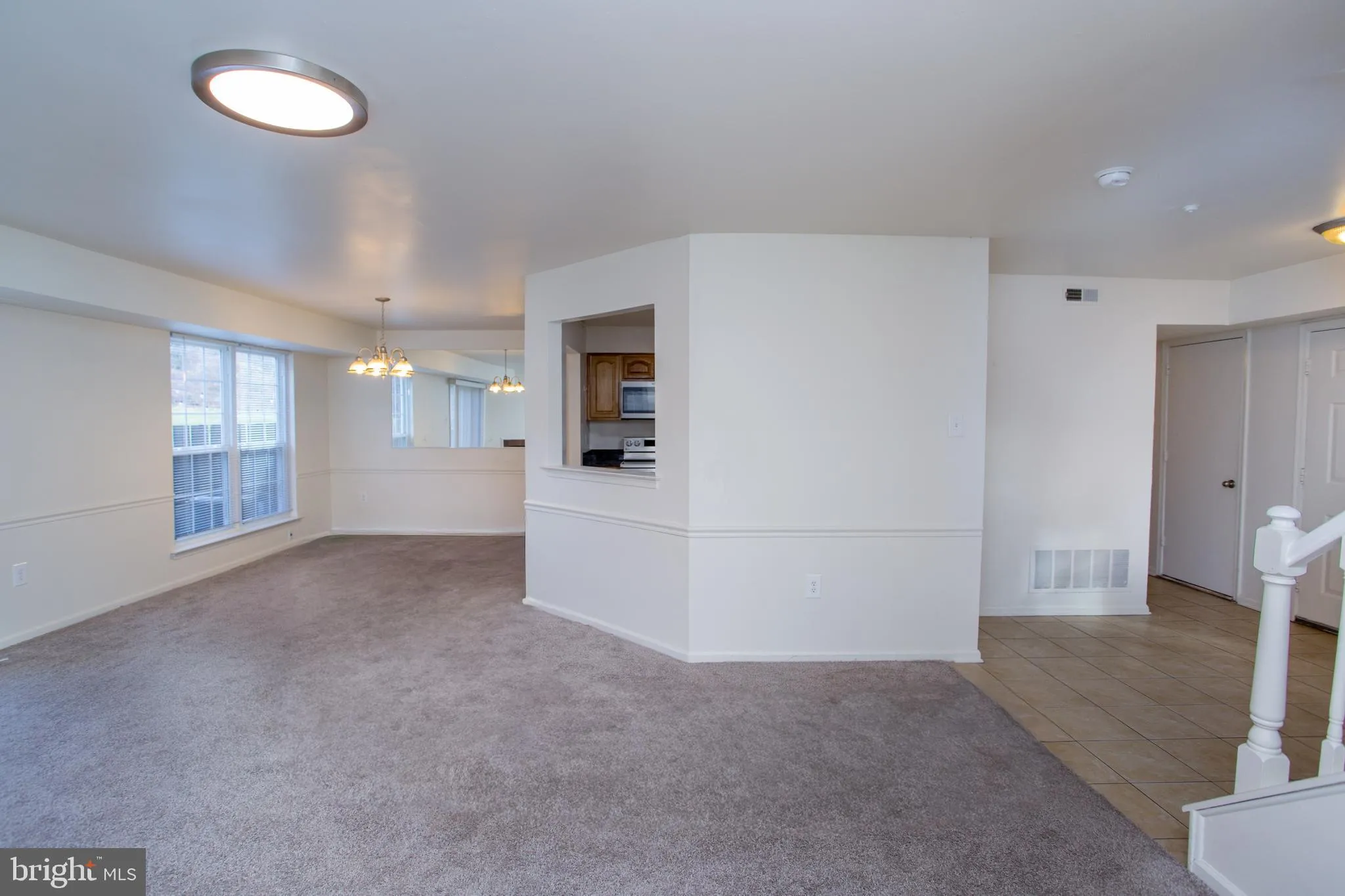 Southampton, Pennsylvania 18966, United States, 3 Bedrooms Bedrooms, ,3 BathroomsBathrooms,Residential,Active,248225