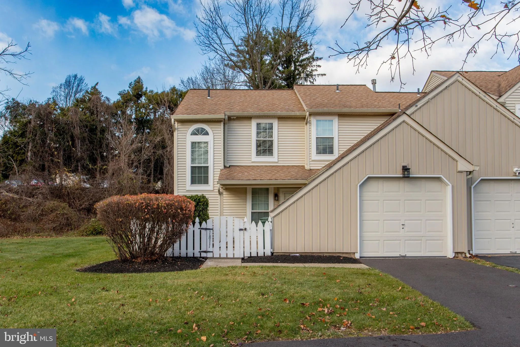 Southampton, Pennsylvania 18966, United States, 3 Bedrooms Bedrooms, ,3 BathroomsBathrooms,Residential,Active,248225