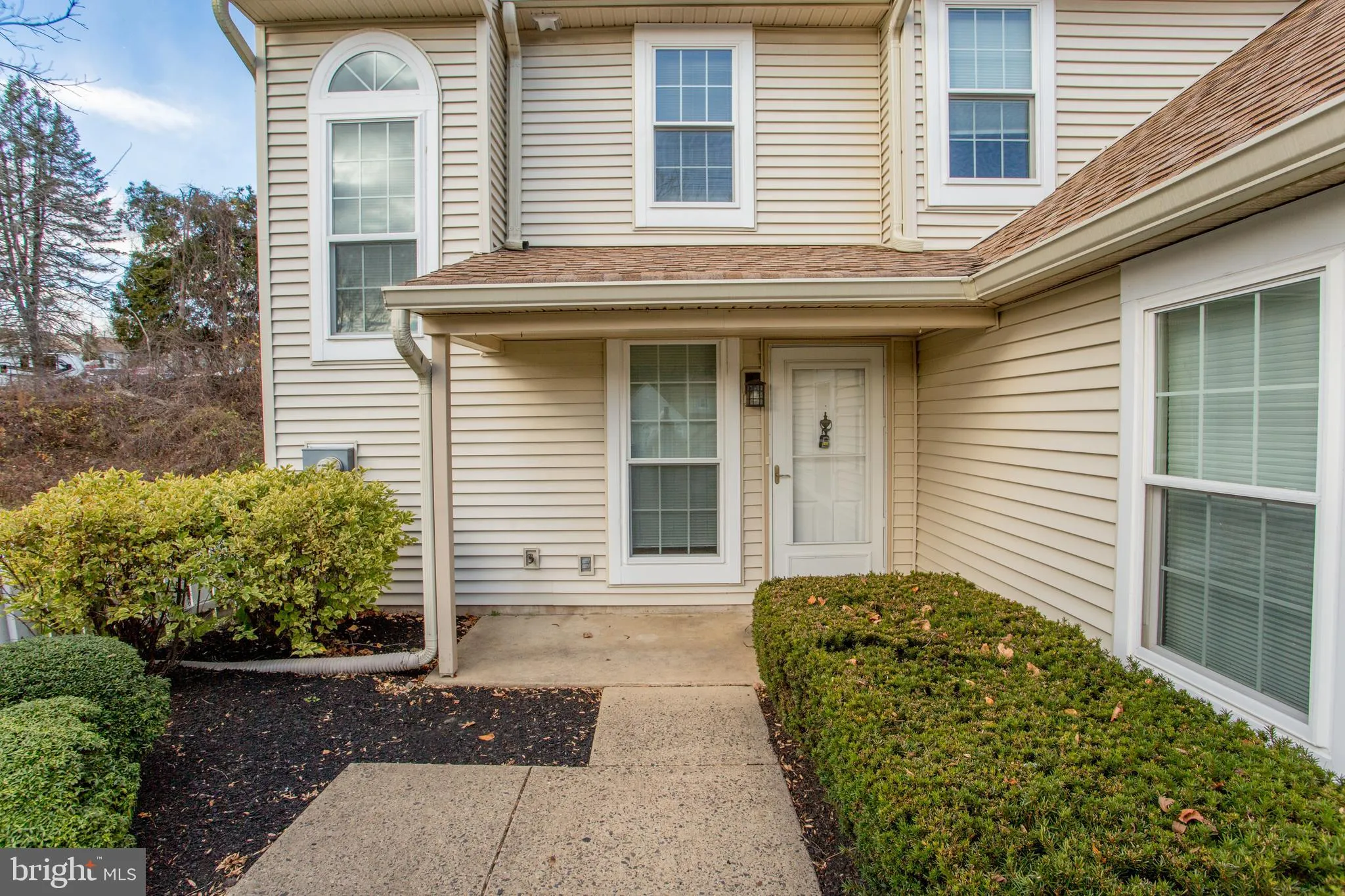 Southampton, Pennsylvania 18966, United States, 3 Bedrooms Bedrooms, ,3 BathroomsBathrooms,Residential,Active,248225