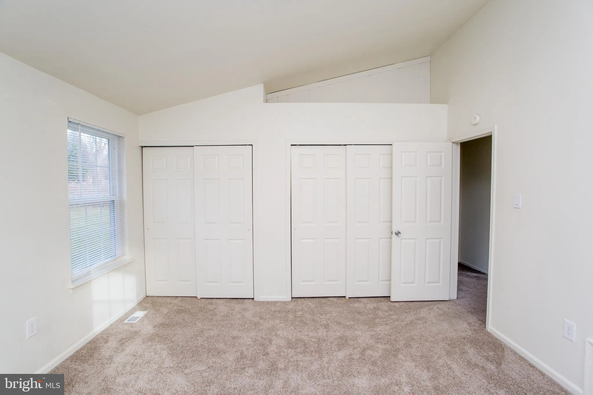 Southampton, Pennsylvania 18966, United States, 3 Bedrooms Bedrooms, ,3 BathroomsBathrooms,Residential,Active,248225