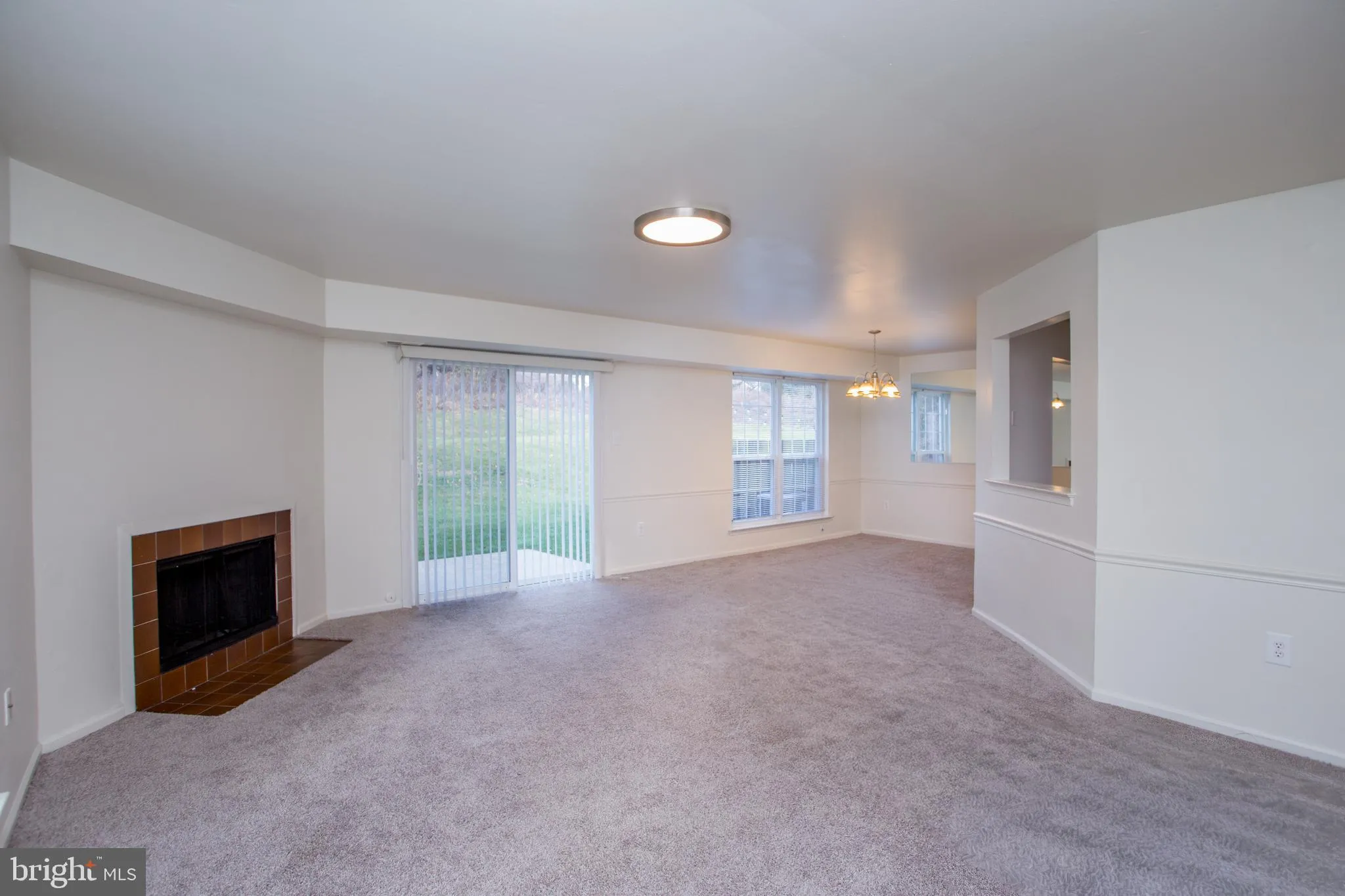 Southampton, Pennsylvania 18966, United States, 3 Bedrooms Bedrooms, ,3 BathroomsBathrooms,Residential,Active,248225