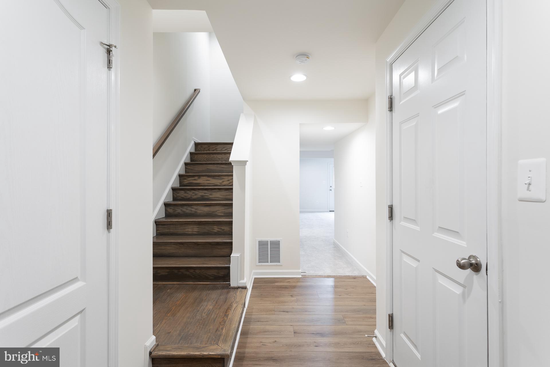 TOWNES AT TATE MANOR - Residential