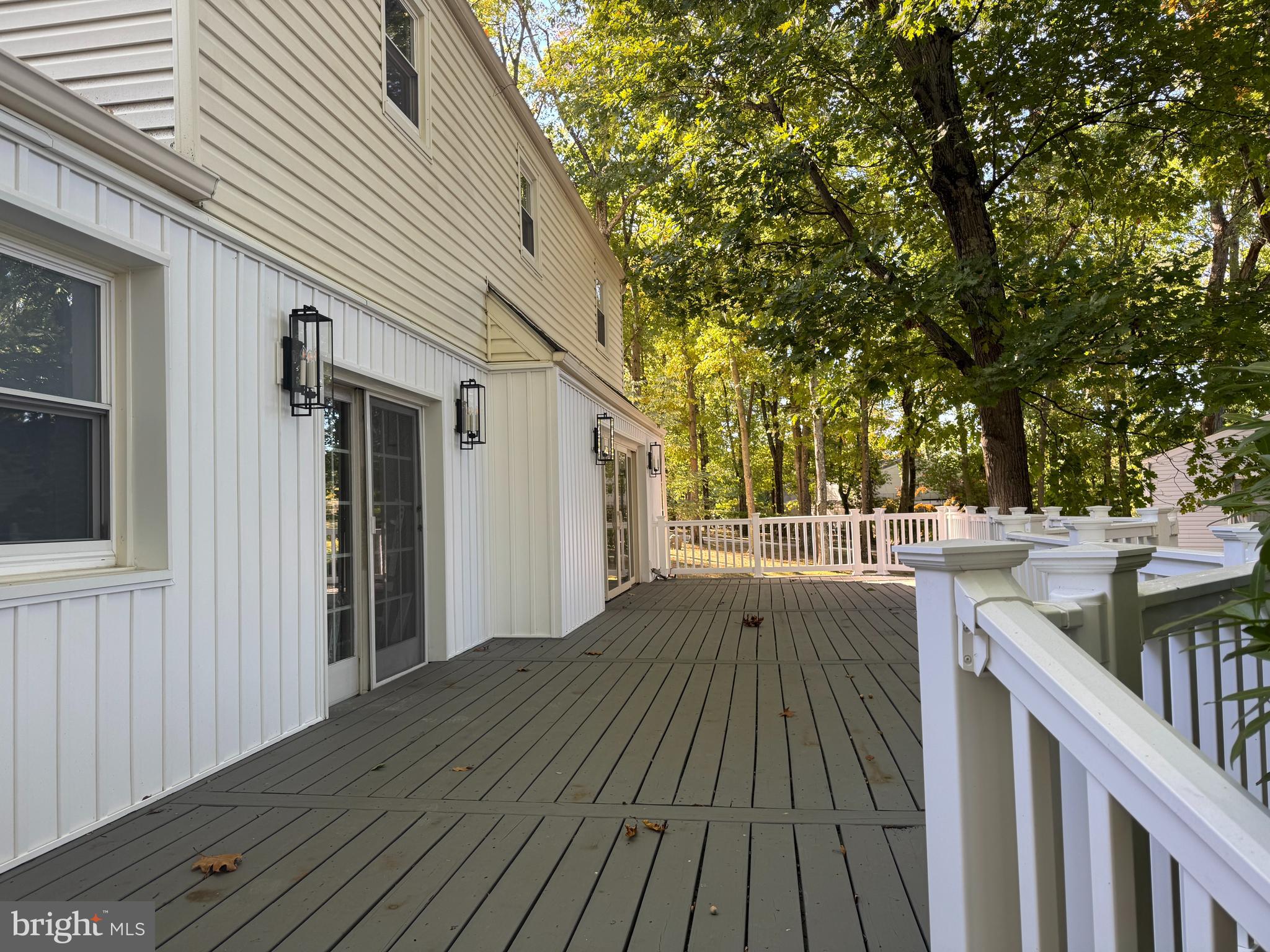 LAFAYETTE HILL - Residential