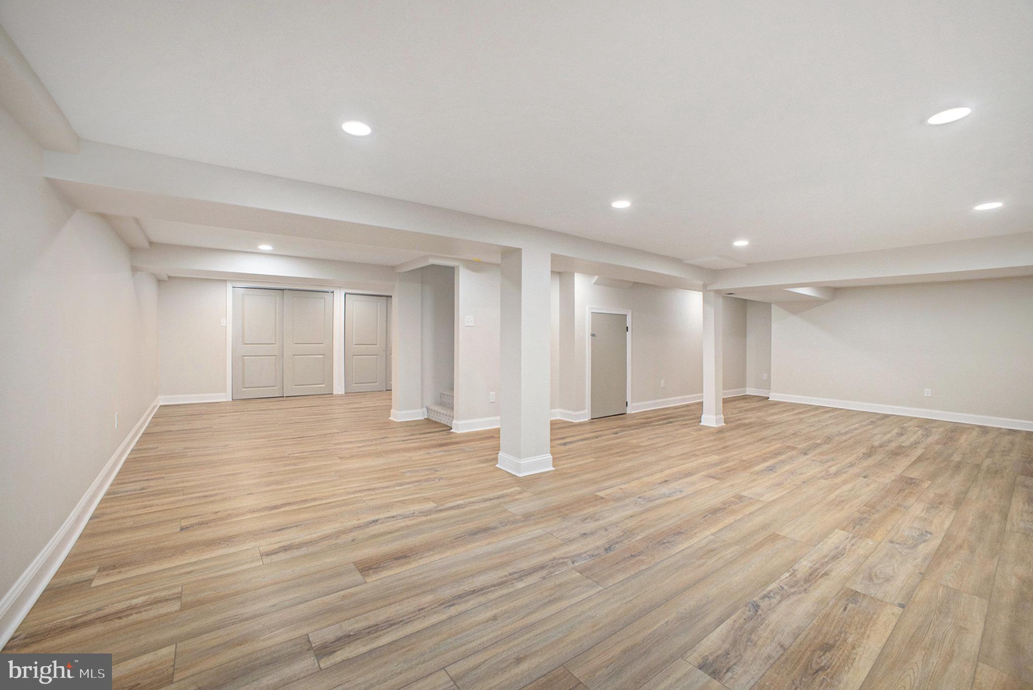 LAFAYETTE HILL - Residential