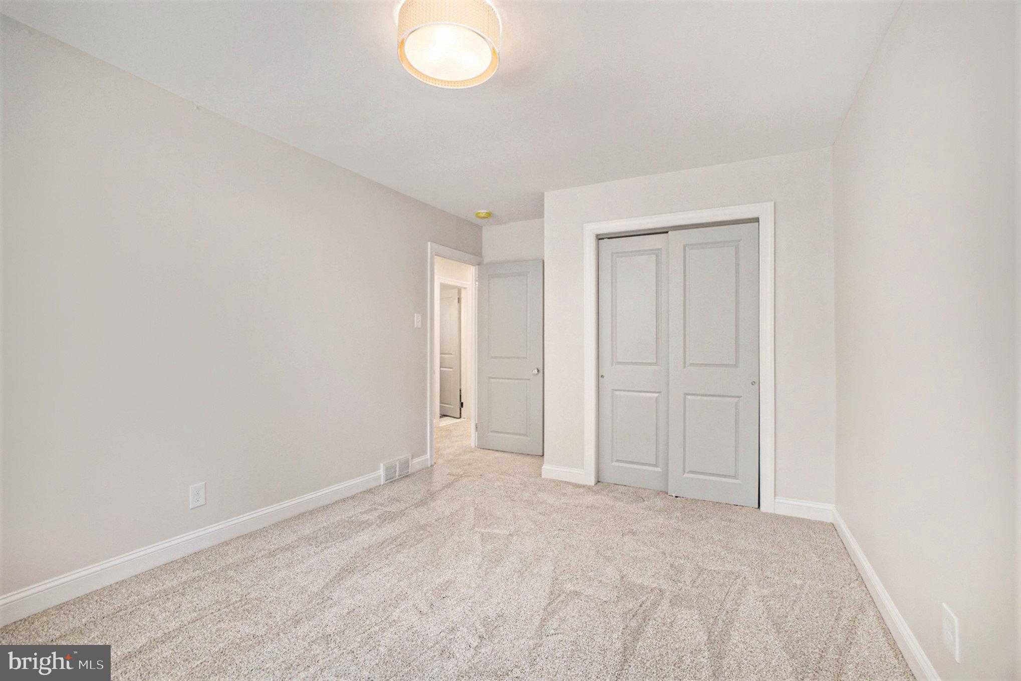 LAFAYETTE HILL - Residential