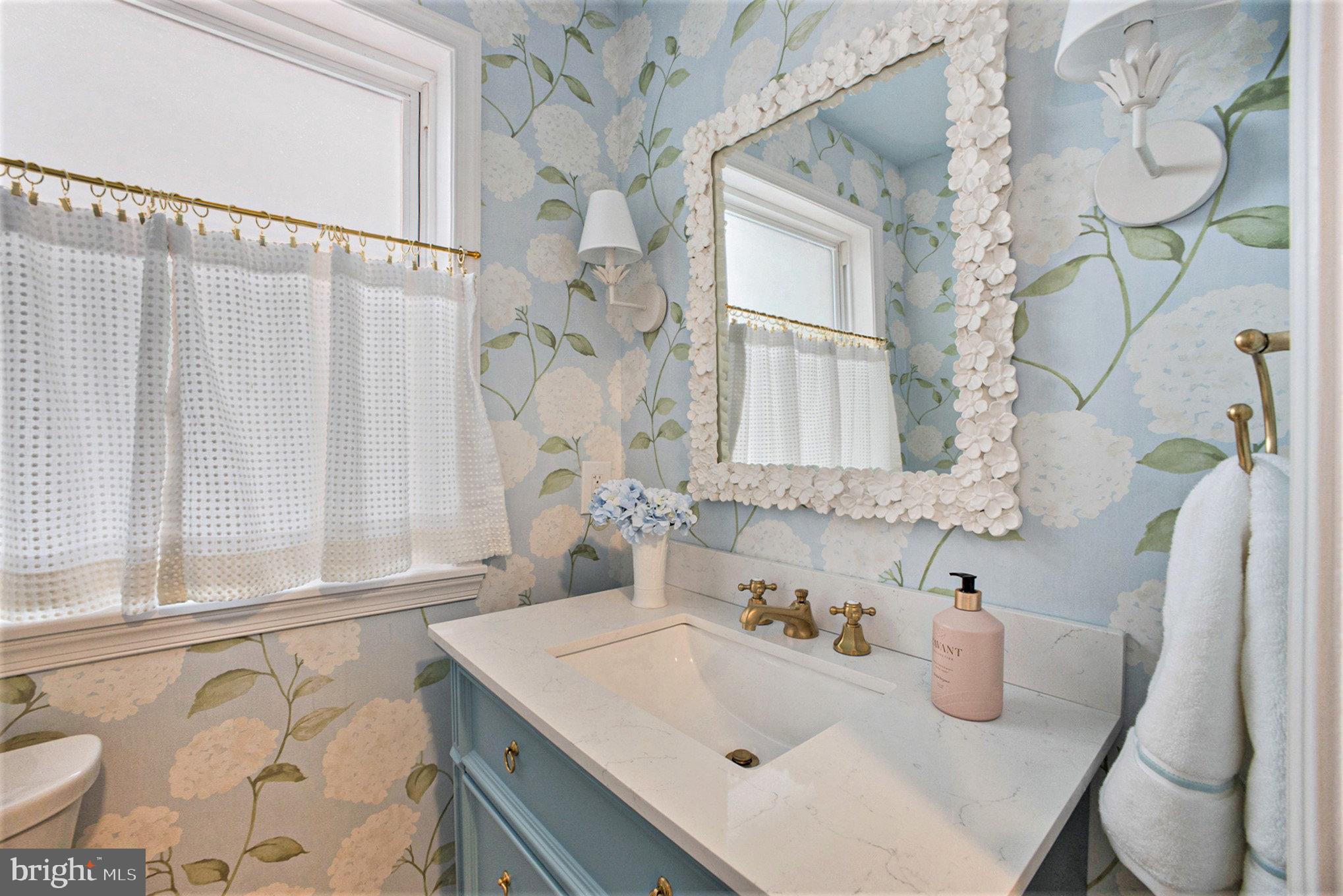 LAFAYETTE HILL - Residential