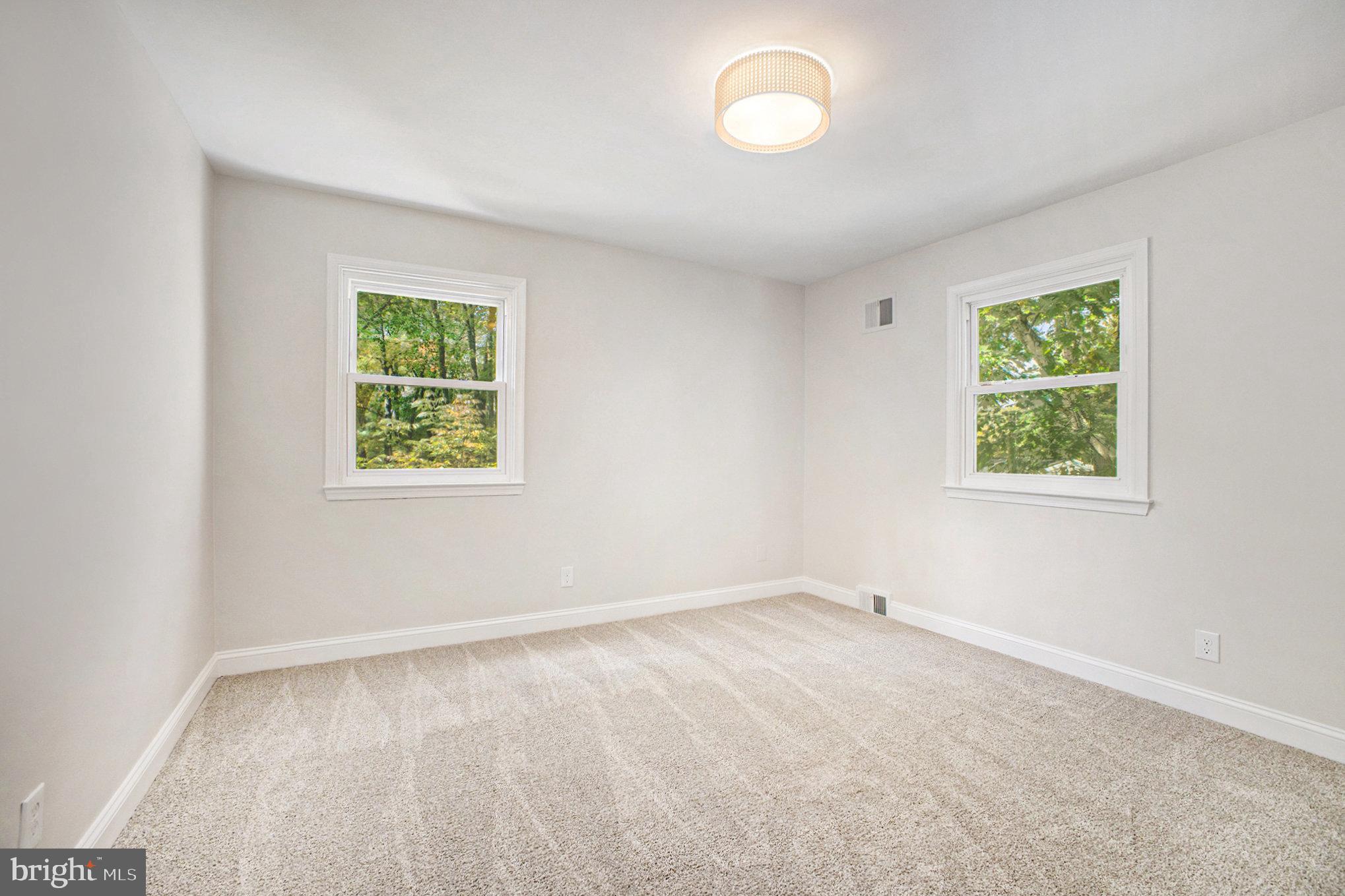 LAFAYETTE HILL - Residential