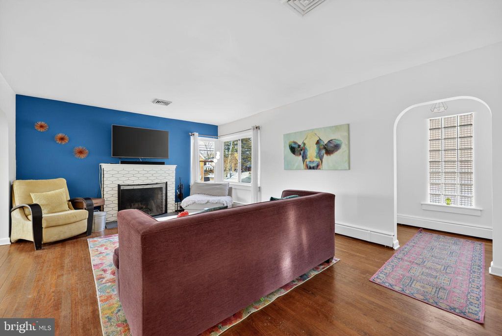 Photo of 711 W Brookhaven Road, WALLINGFORD, PA 19086 (MLS # PADE2106822)