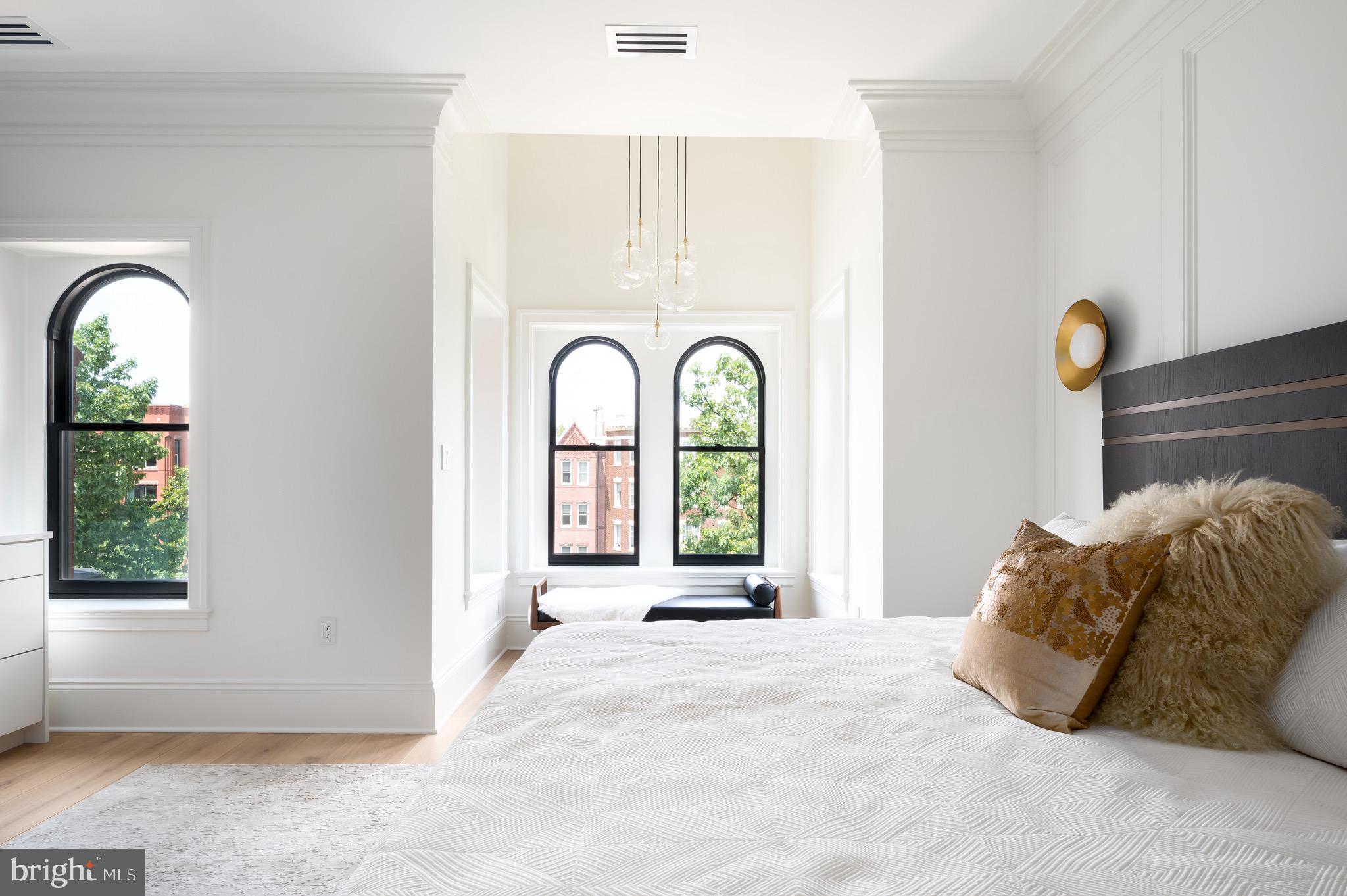 CAPITOL HILL - Residential