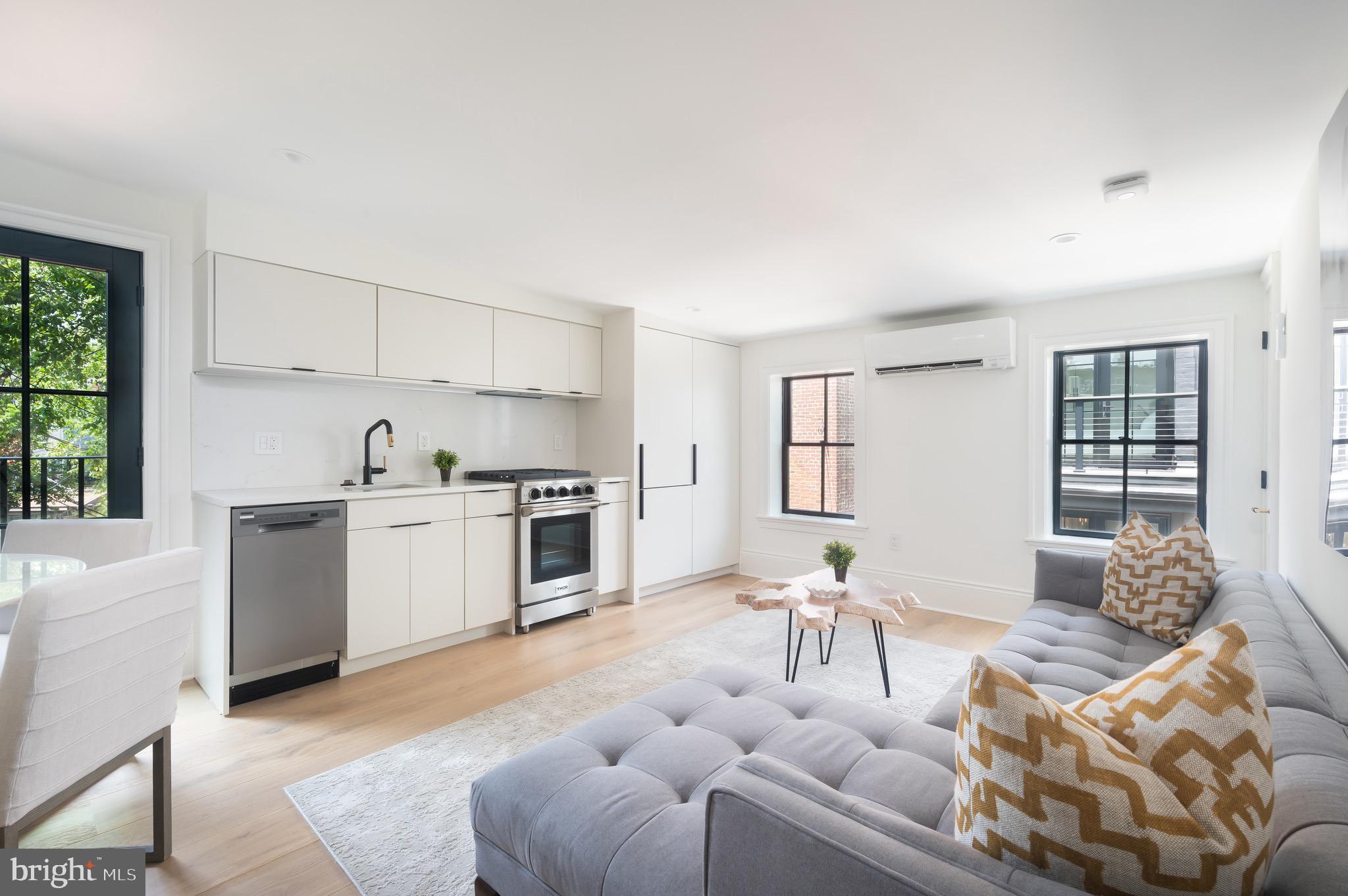 CAPITOL HILL - Residential