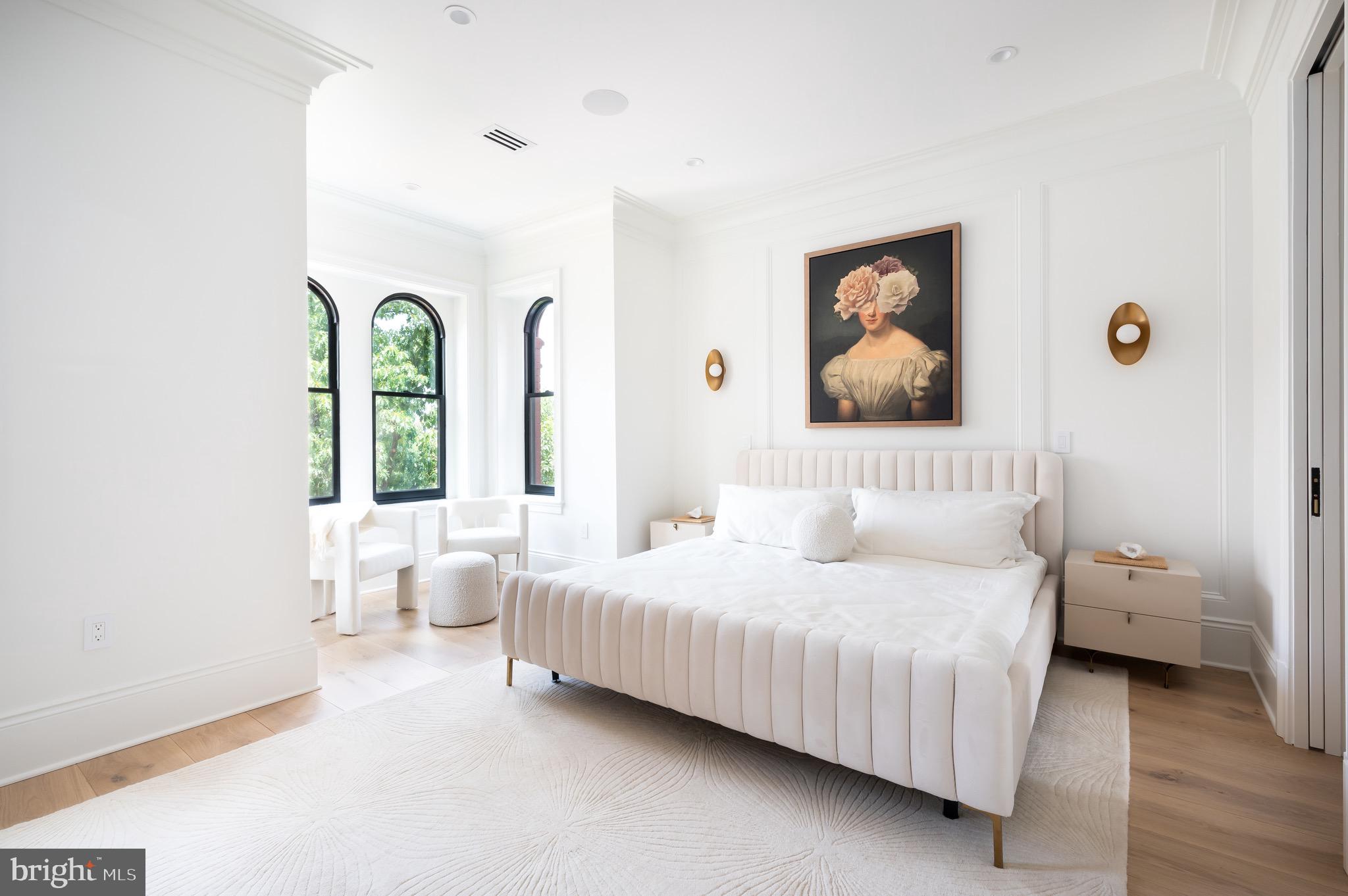 CAPITOL HILL - Residential