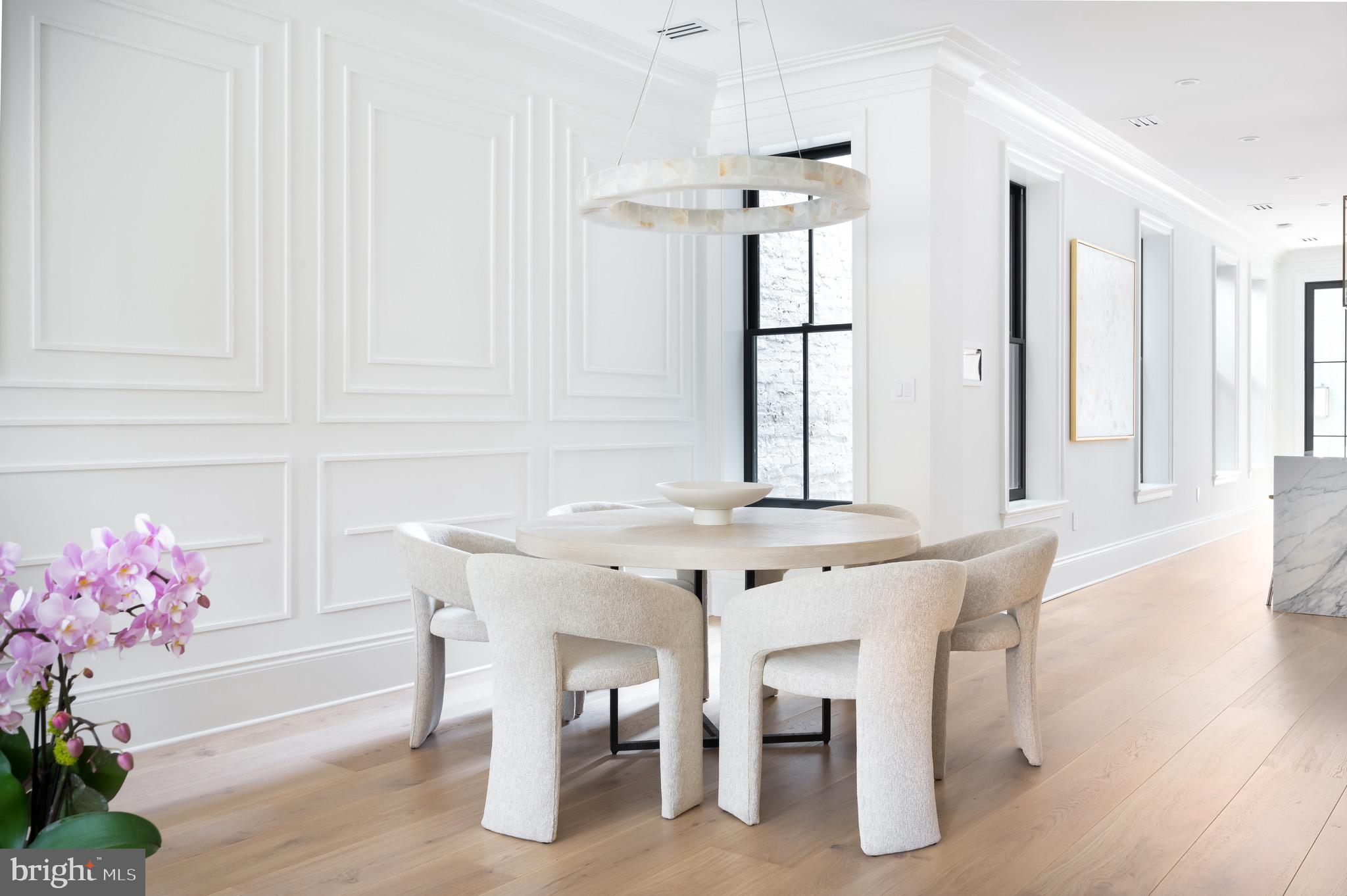 CAPITOL HILL - Residential
