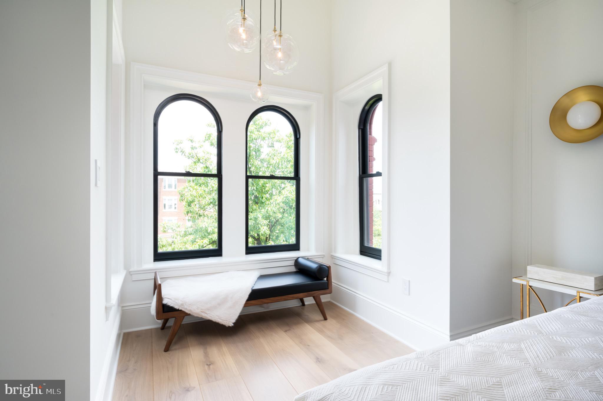 CAPITOL HILL - Residential