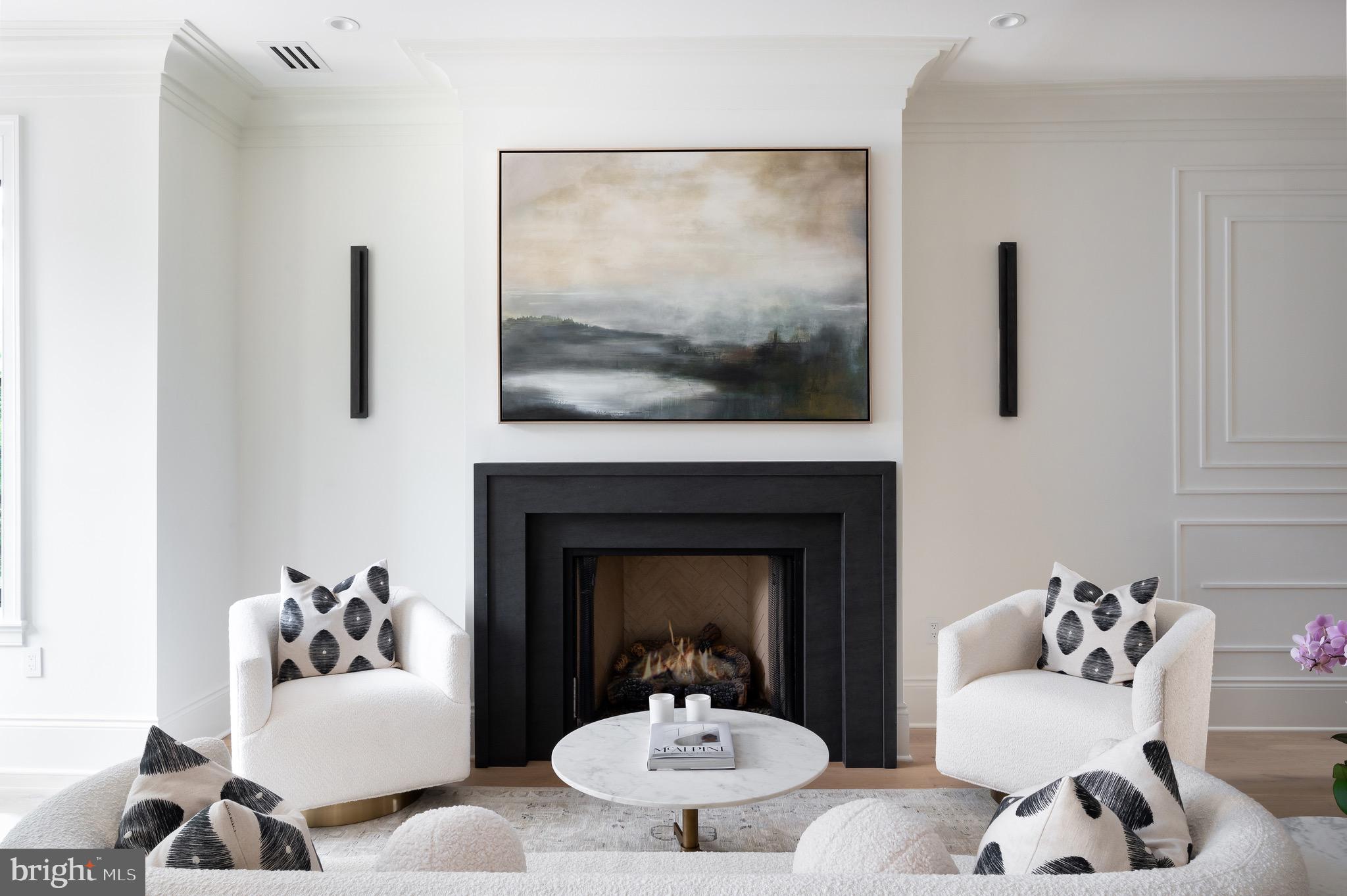 CAPITOL HILL - Residential