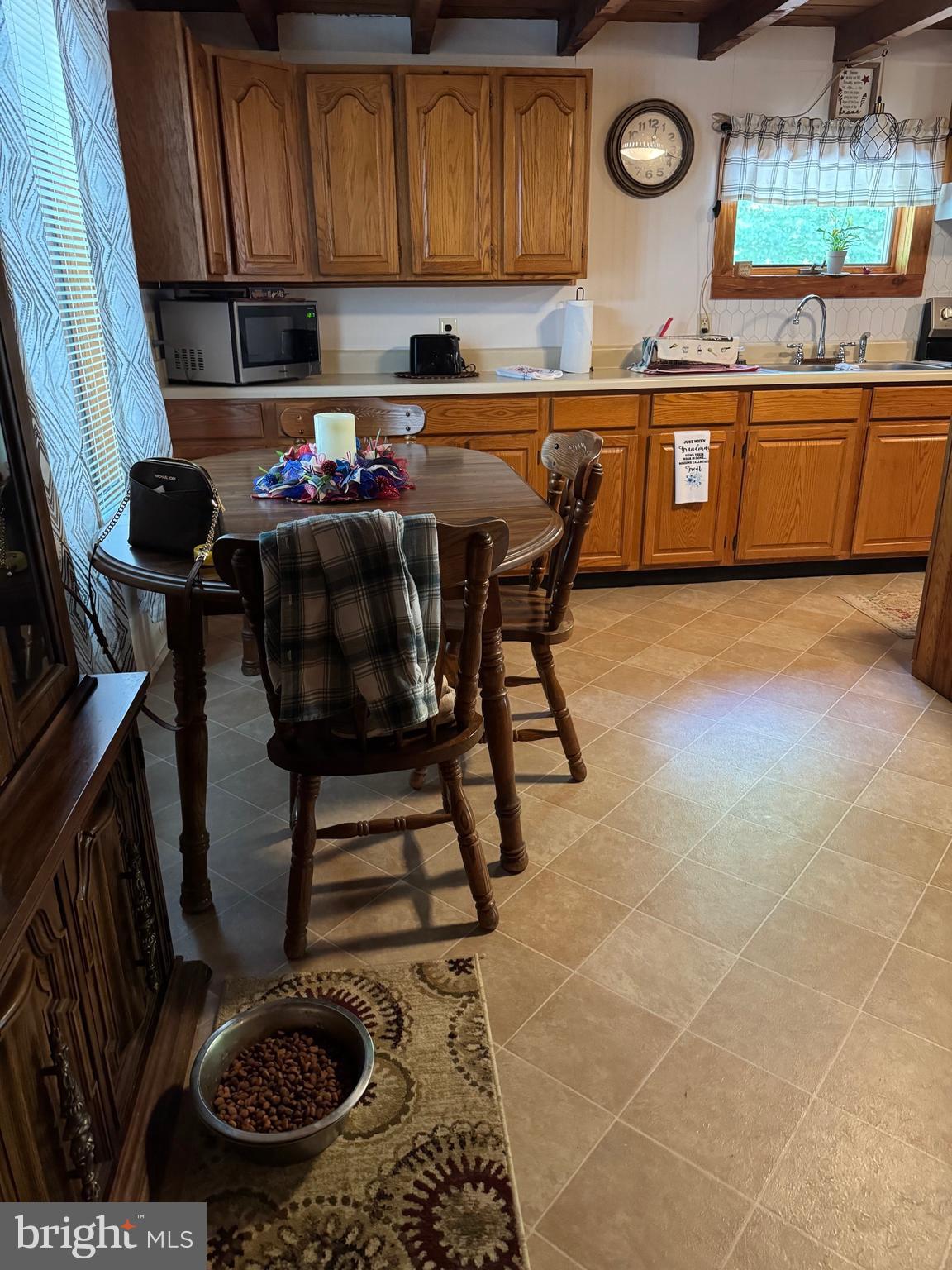 NO SUBDIVISION - Residential