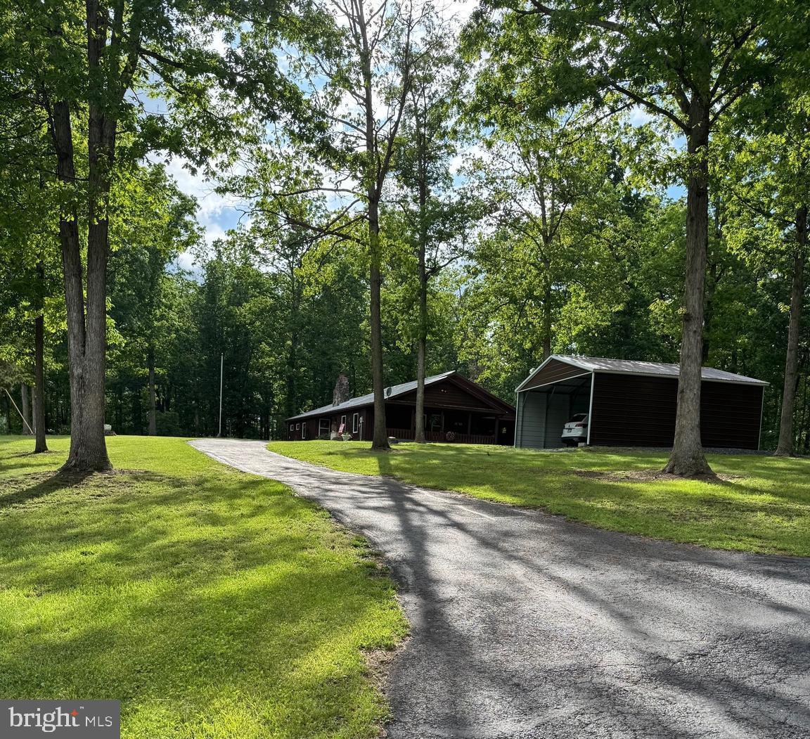 NO SUBDIVISION - Residential