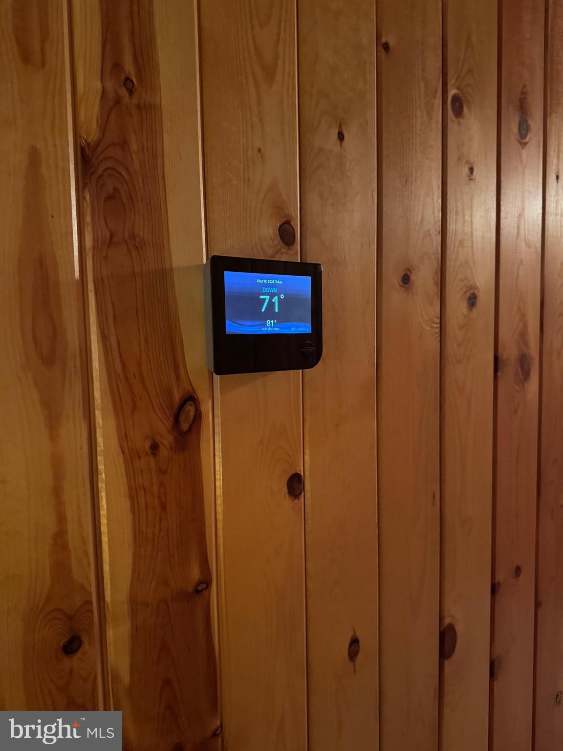 NO SUBDIVISION - Residential