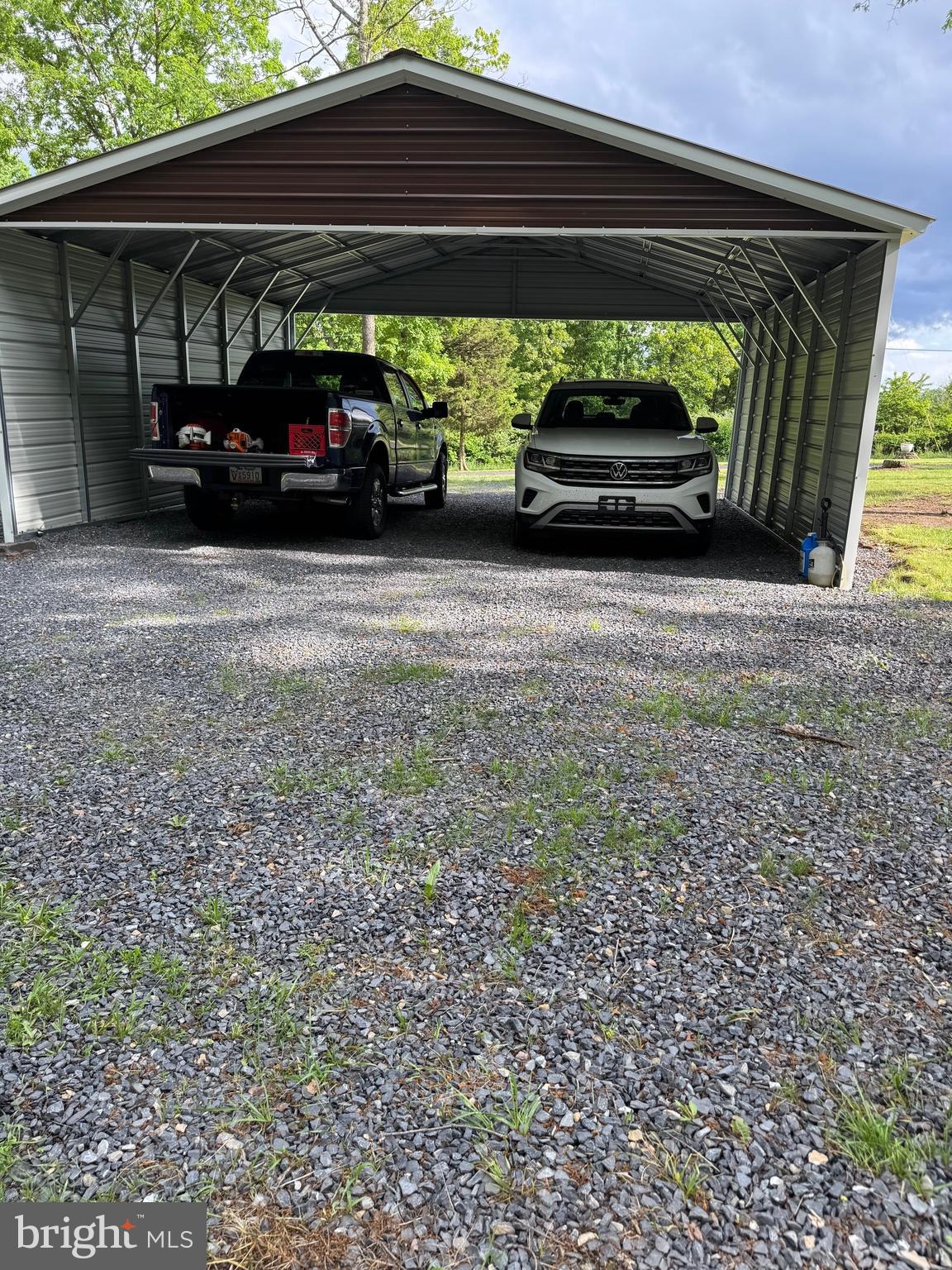 NO SUBDIVISION - Residential